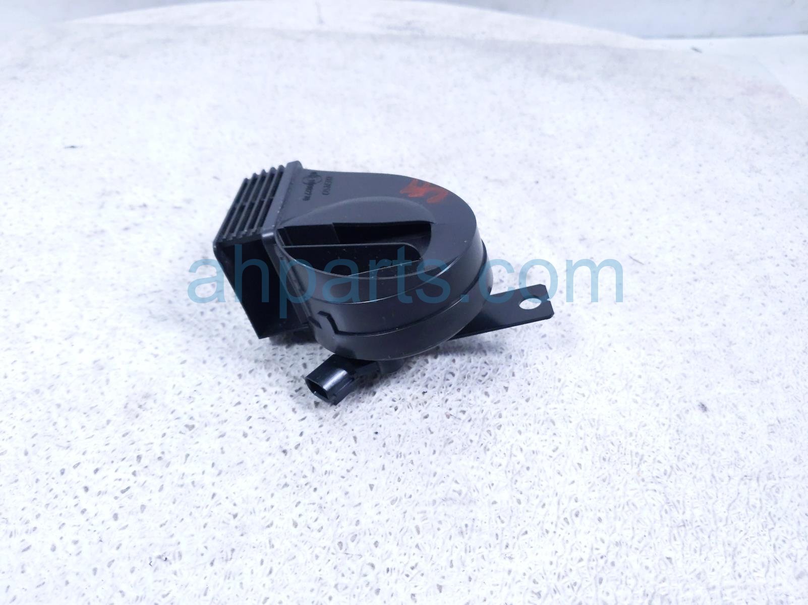 2025 Honda Pilot Low Pitch Note Horn Driver 38100 T90 A01 Replacement 2025 Honda Pilot Low Pitch Note Horn Driver 38100 T90 A01 Replacement thumbnail