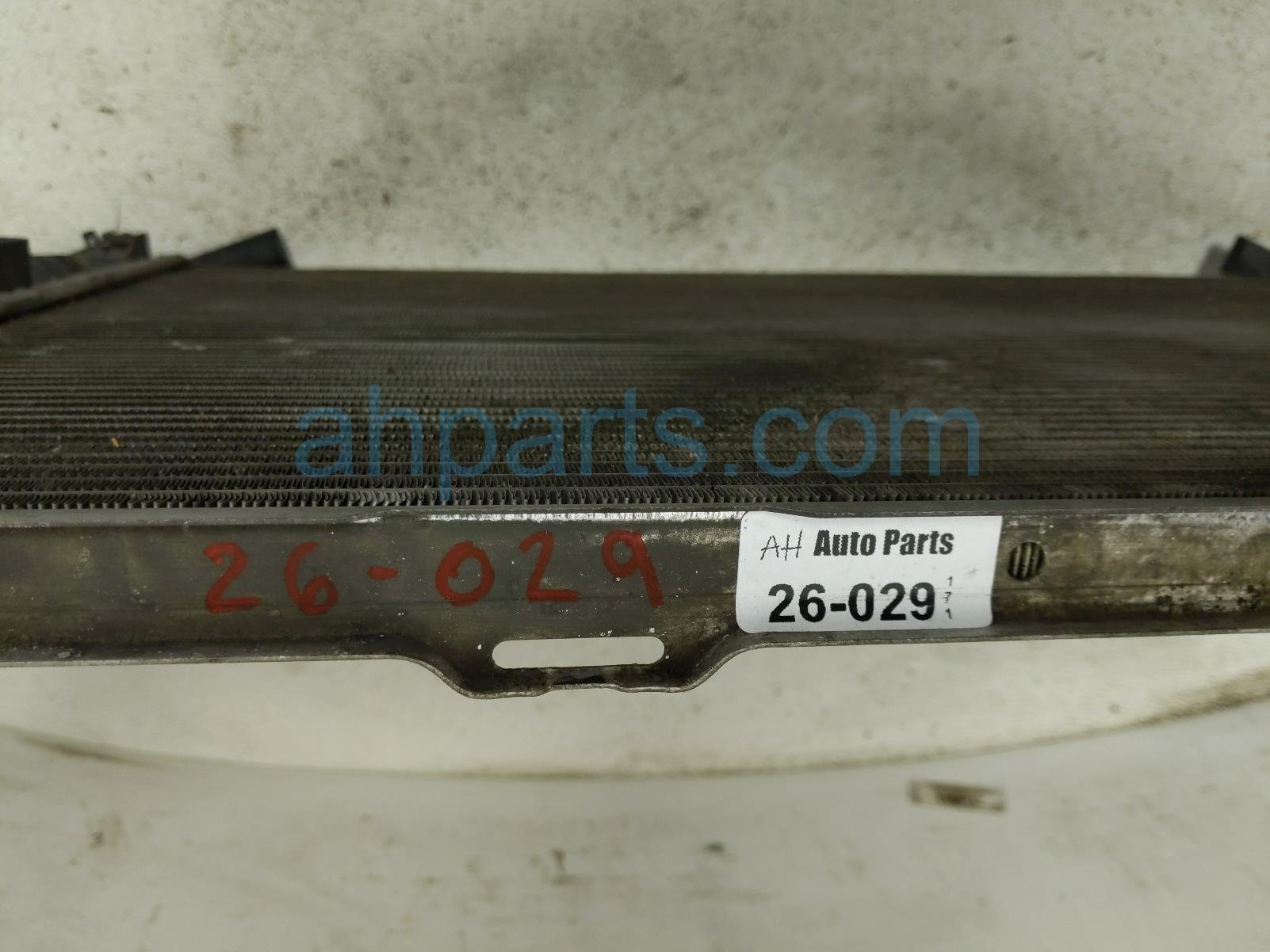 2014 Audi A6 Audi Radiator 8K0 121 251 L Replacement 2014 Audi A6 Audi Radiator 8K0 121 251 L Replacement thumbnail