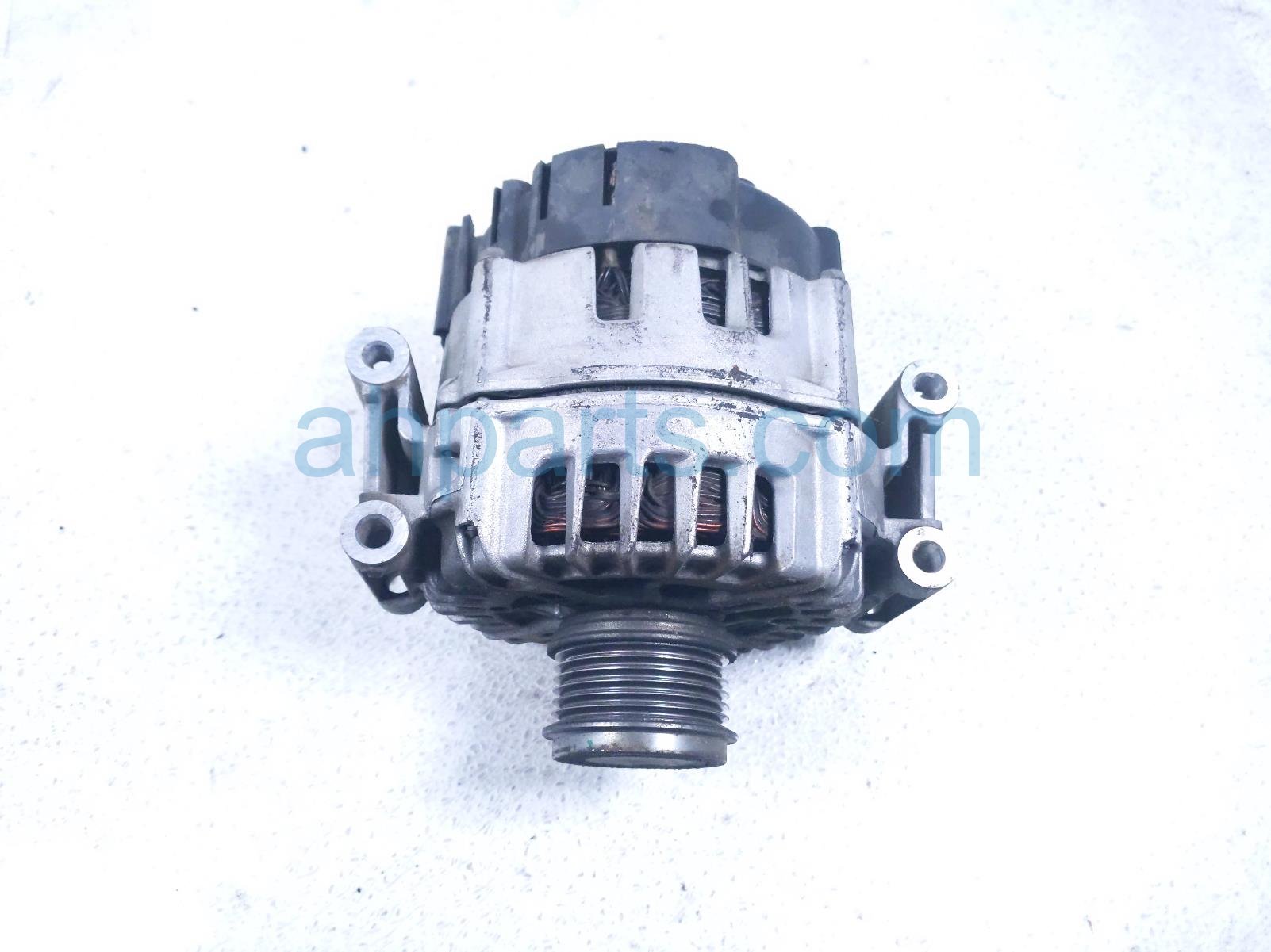2014 Audi A6 Audi Alternator / Generator 06H 903 017 K Replacement 2014 Audi A6 Audi Alternator / Generator 06H 903 017 K Replacement thumbnail