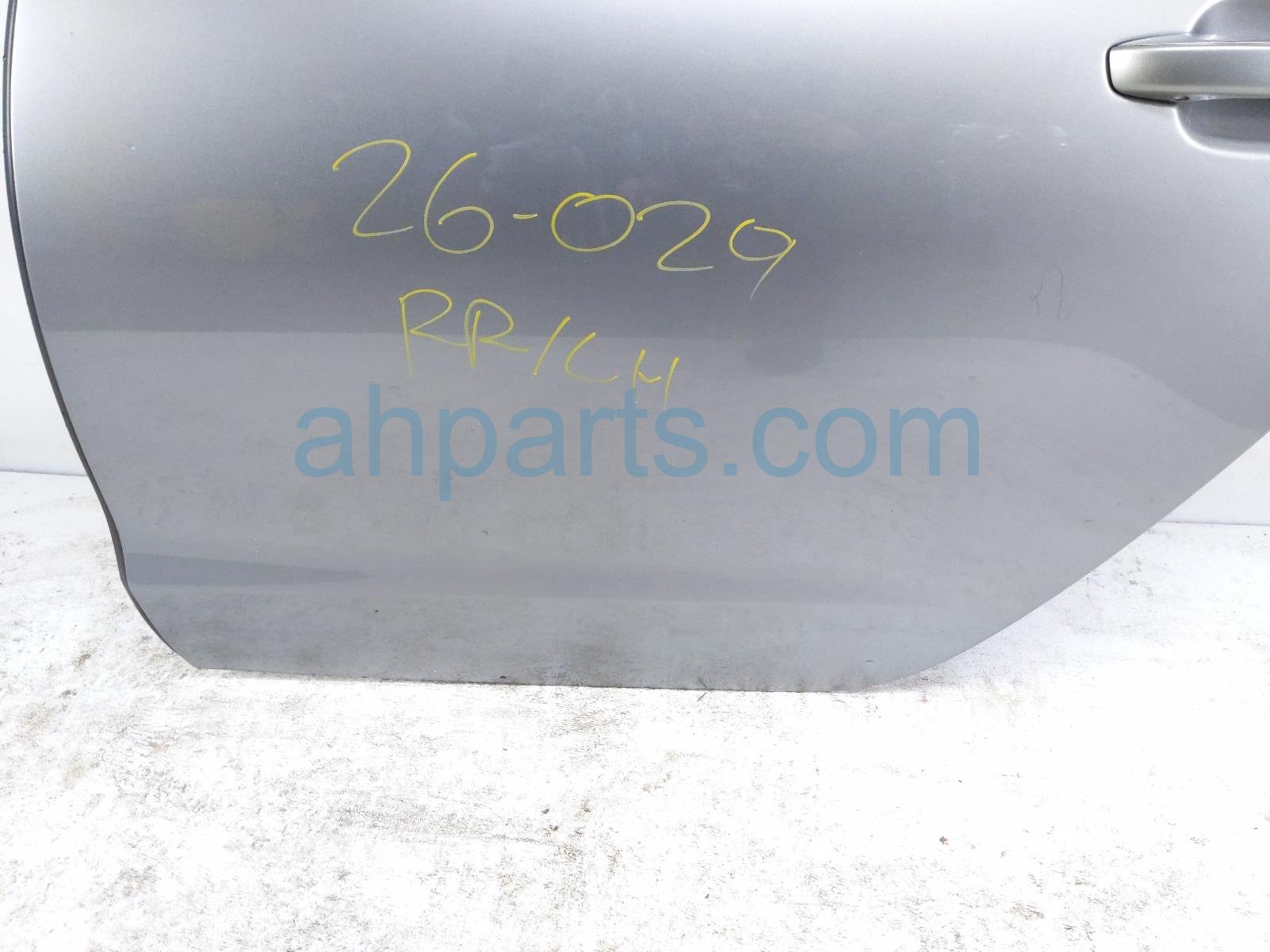 2014 Audi A6 Audi Rear Driver Door Silver No Inside Trim 4G5 845 205 Replacement 2014 Audi A6 Audi Rear Driver Door Silver No Inside Trim 4G5 845 205 Replacement thumbnail