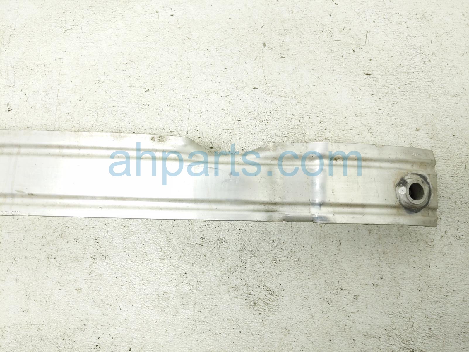 2014 Audi A6 Audi Beam Front Bumper Reinforcement Bar 4G0 807 113 A Replacement 2014 Audi A6 Audi Beam Front Bumper Reinforcement Bar 4G0 807 113 A Replacement thumbnail