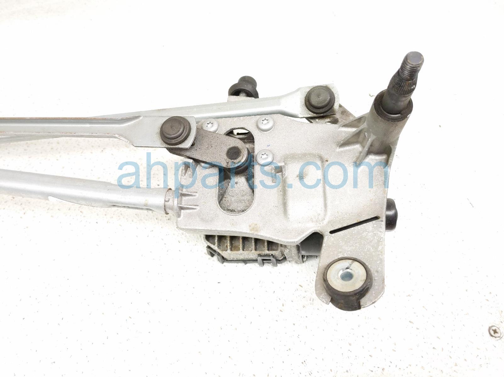 2023 Ford Escape Front Arms Frt Windshield Wiper Motor & Linkage LJ6Z 17566 A Replacement 2023 Ford Escape Front Arms Frt Windshield Wiper Motor & Linkage LJ6Z 17566 A Replacement thumbnail