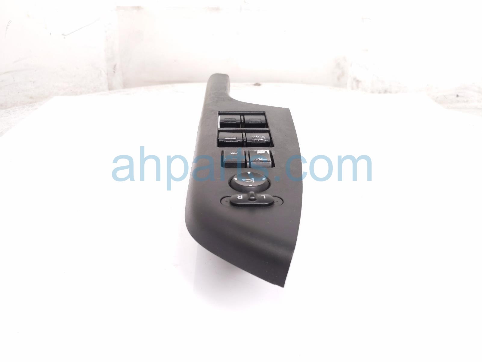 2013 Honda CR V Power / Master Window Control Switch 35750 T0A A01 Replacement 2013 Honda CR V Power / Master Window Control Switch 35750 T0A A01 Replacement thumbnail