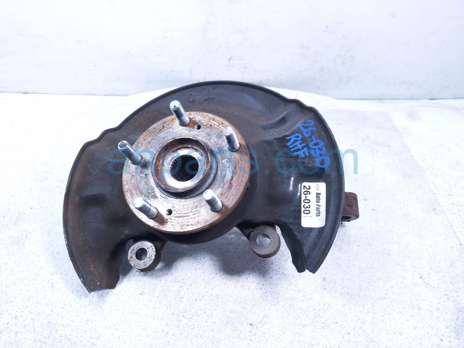 Honda FR/RH SPINDLE KNUCKLE HUB - FWD