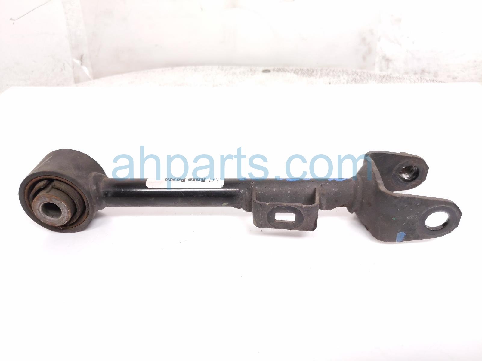2013 Honda CR V Rear Driver Upper Control Arm 52390 SWA A00 Replacement 2013 Honda CR V Rear Driver Upper Control Arm 52390 SWA A00 Replacement