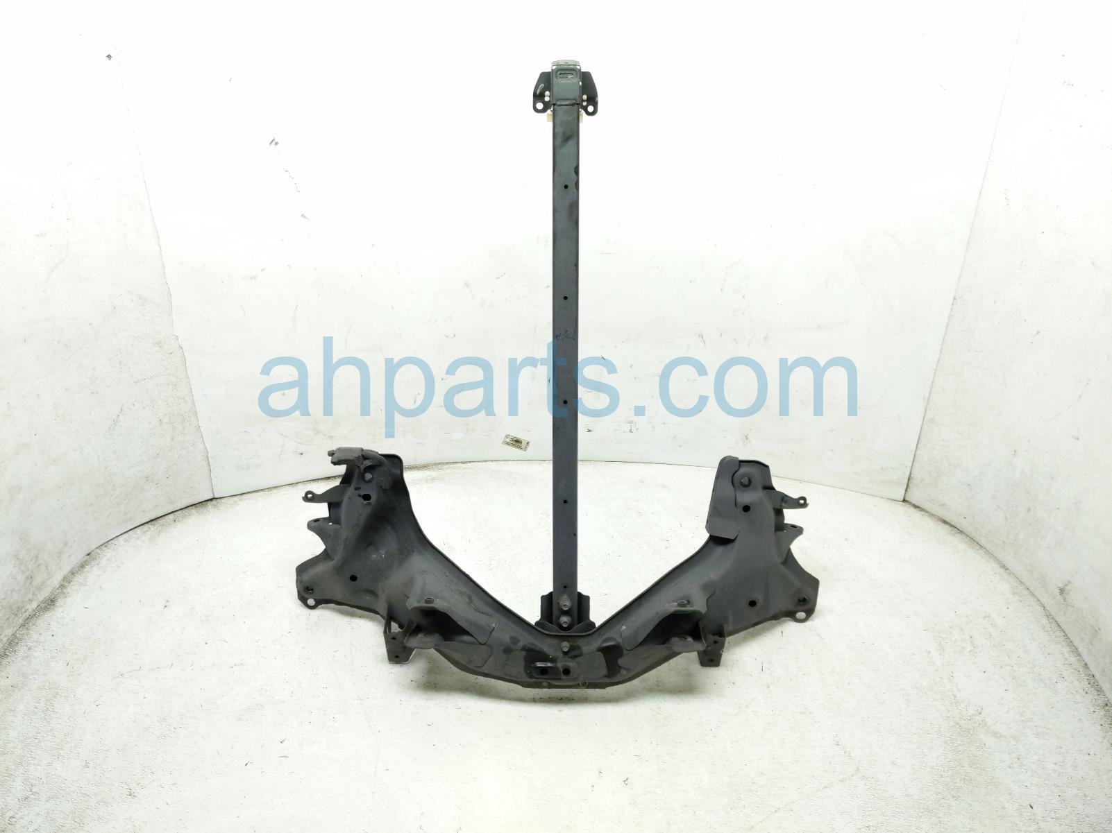 Honda REAR SUB FRAME / CRADLE