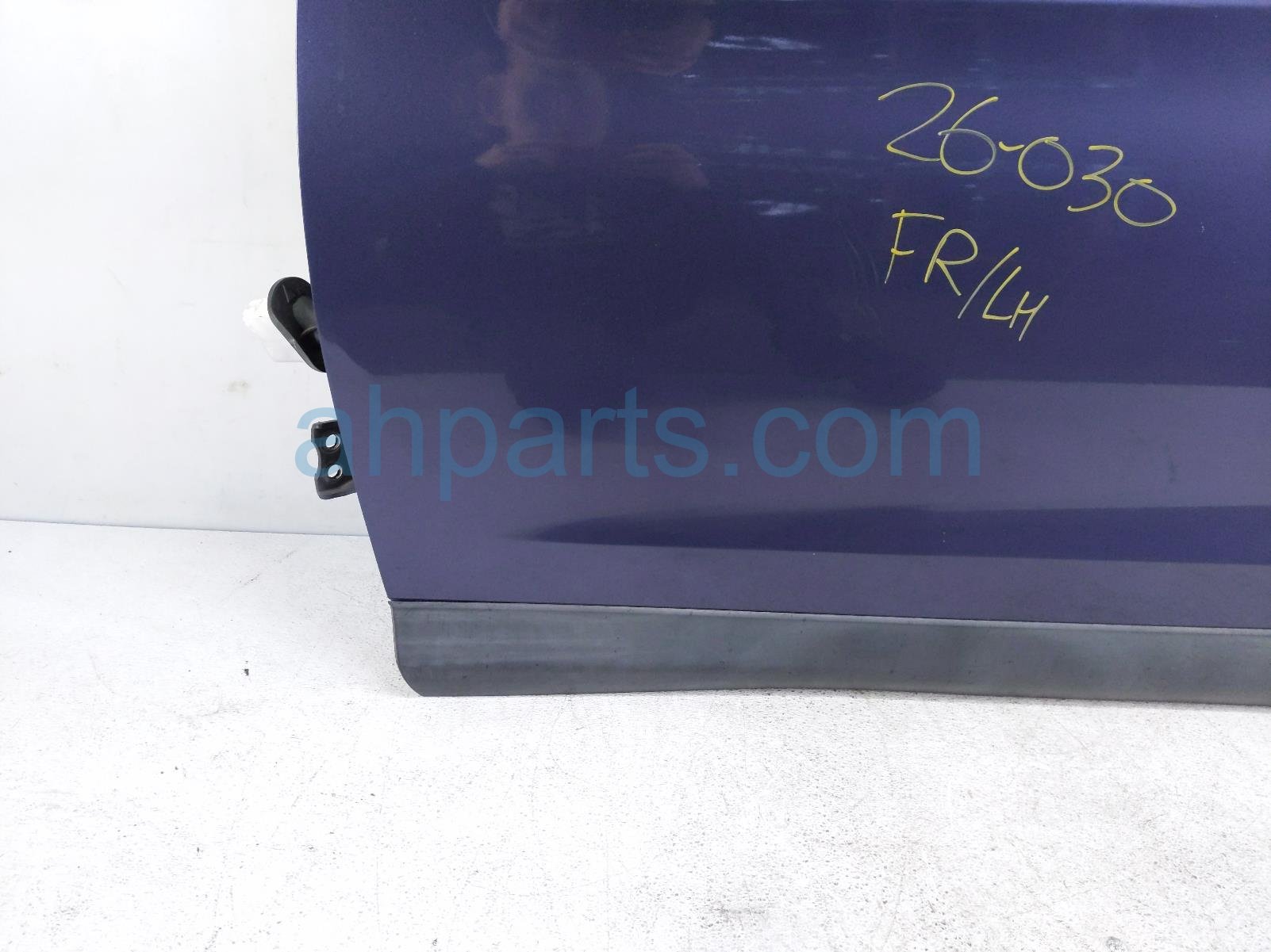 2013 Honda CR V Front Driver Door Blue No Mirror/trim 67050 T0A A90ZZ Replacement 2013 Honda CR V Front Driver Door Blue No Mirror/trim 67050 T0A A90ZZ Replacement thumbnail