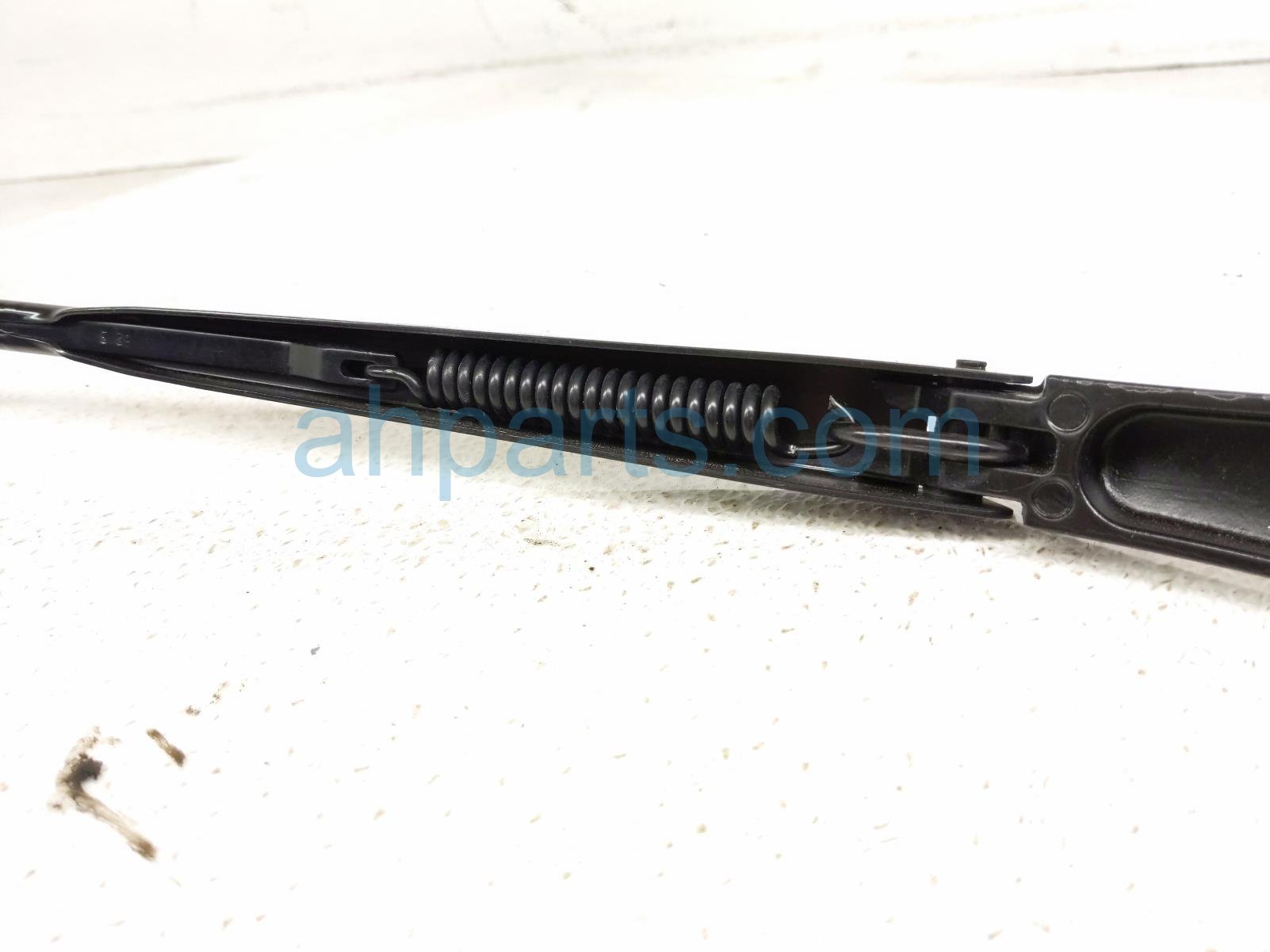 2023 Ford Escape Passenger Windshield Wiper Arm LJ6Z 17526 A Replacement 2023 Ford Escape Passenger Windshield Wiper Arm LJ6Z 17526 A Replacement thumbnail