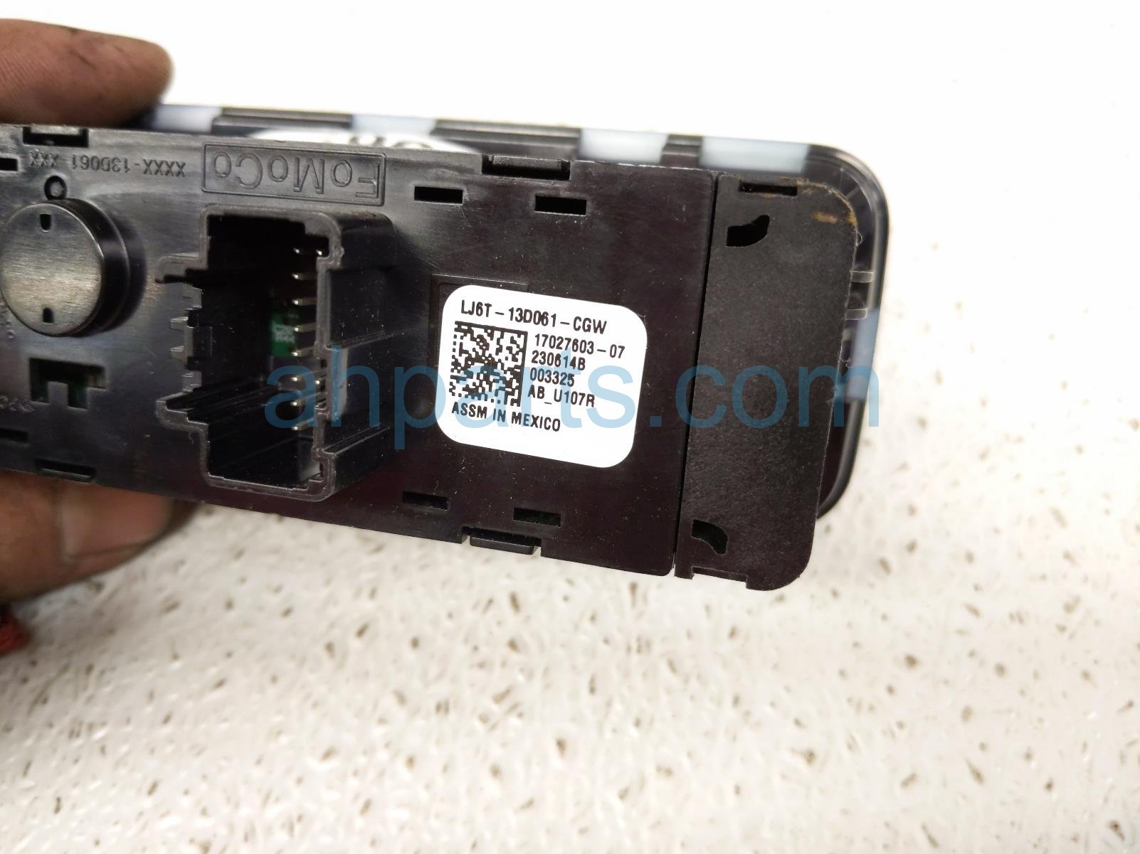 2023 Ford Escape Headlamp Sw Assy W/trunk Rel LJ6T 13D061 CGW Replacement 2023 Ford Escape Headlamp Sw Assy W/trunk Rel LJ6T 13D061 CGW Replacement thumbnail