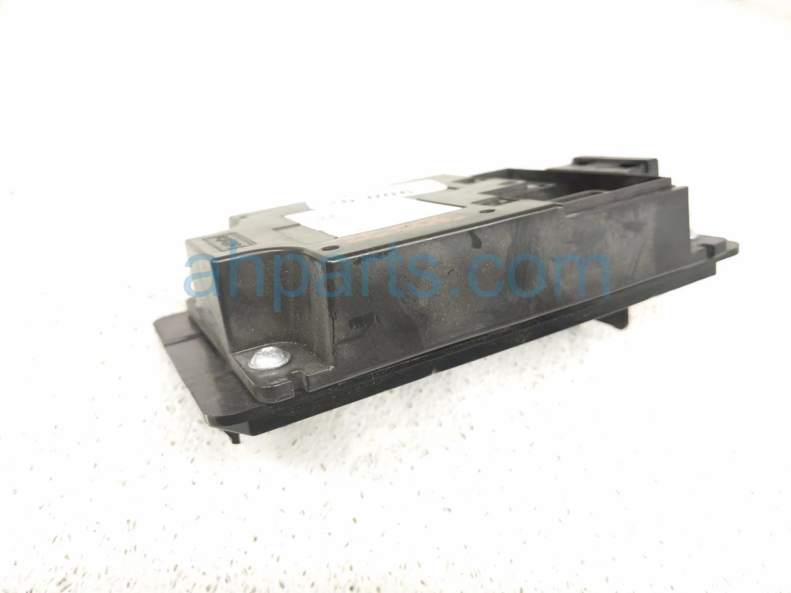 2023 Ford Escape Telematics Control Unit 1.5l Fwd PJ6T 14H076 TRB Replacement 2023 Ford Escape Telematics Control Unit 1.5l Fwd PJ6T 14H076 TRB Replacement thumbnail