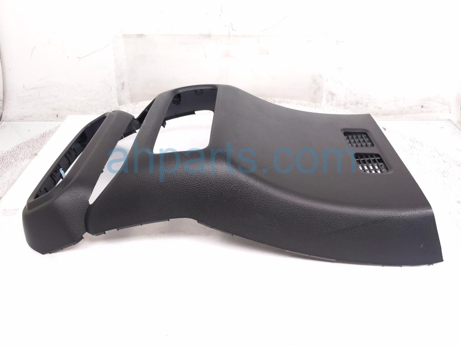 2025 Honda Pilot Rear Console Trim Cover Blk 83451 T90 A03ZA Replacement 2025 Honda Pilot Rear Console Trim Cover Blk 83451 T90 A03ZA Replacement thumbnail