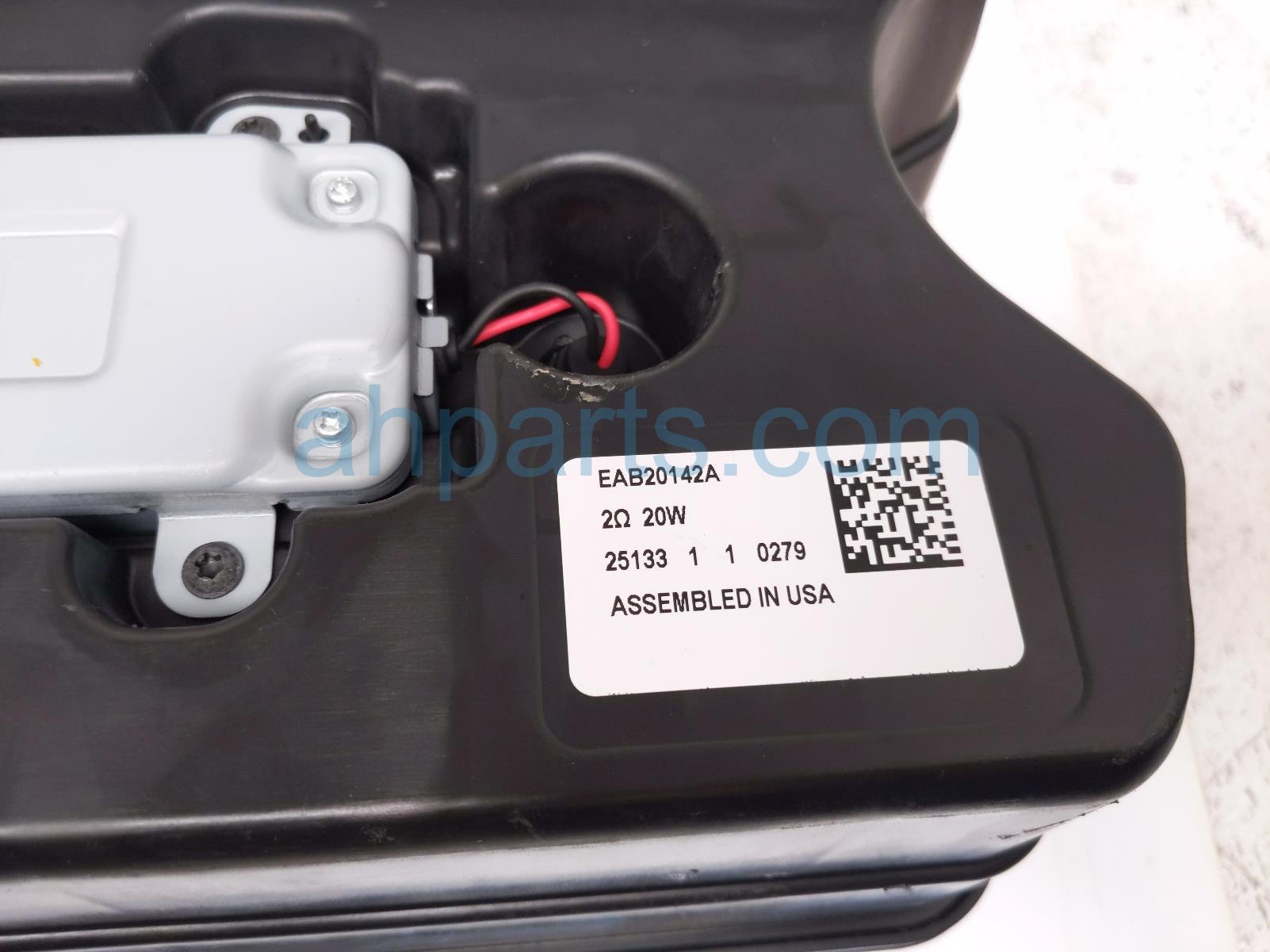 2025 Honda Pilot Rear Subwoofer Speaker Assy 8A440 T90 A31 Replacement 2025 Honda Pilot Rear Subwoofer Speaker Assy 8A440 T90 A31 Replacement thumbnail