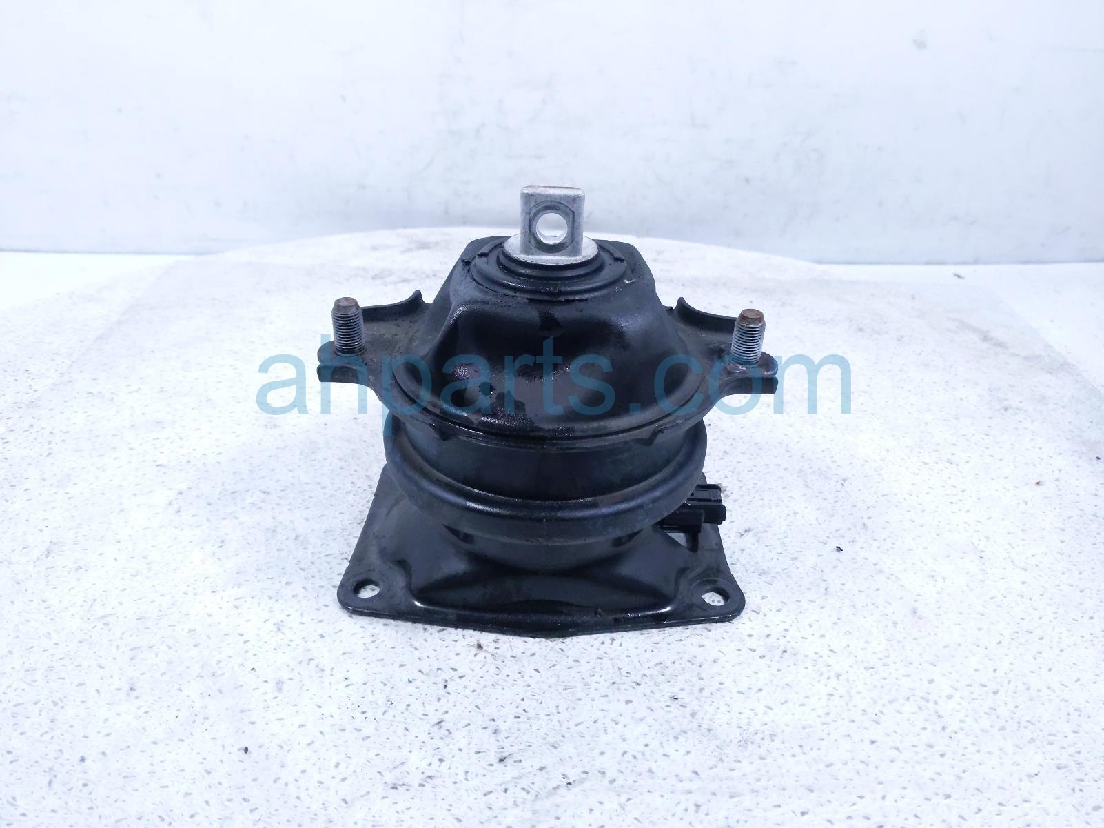 $195 Honda FRONT ENGINE MOUNT - 3.5L FWD