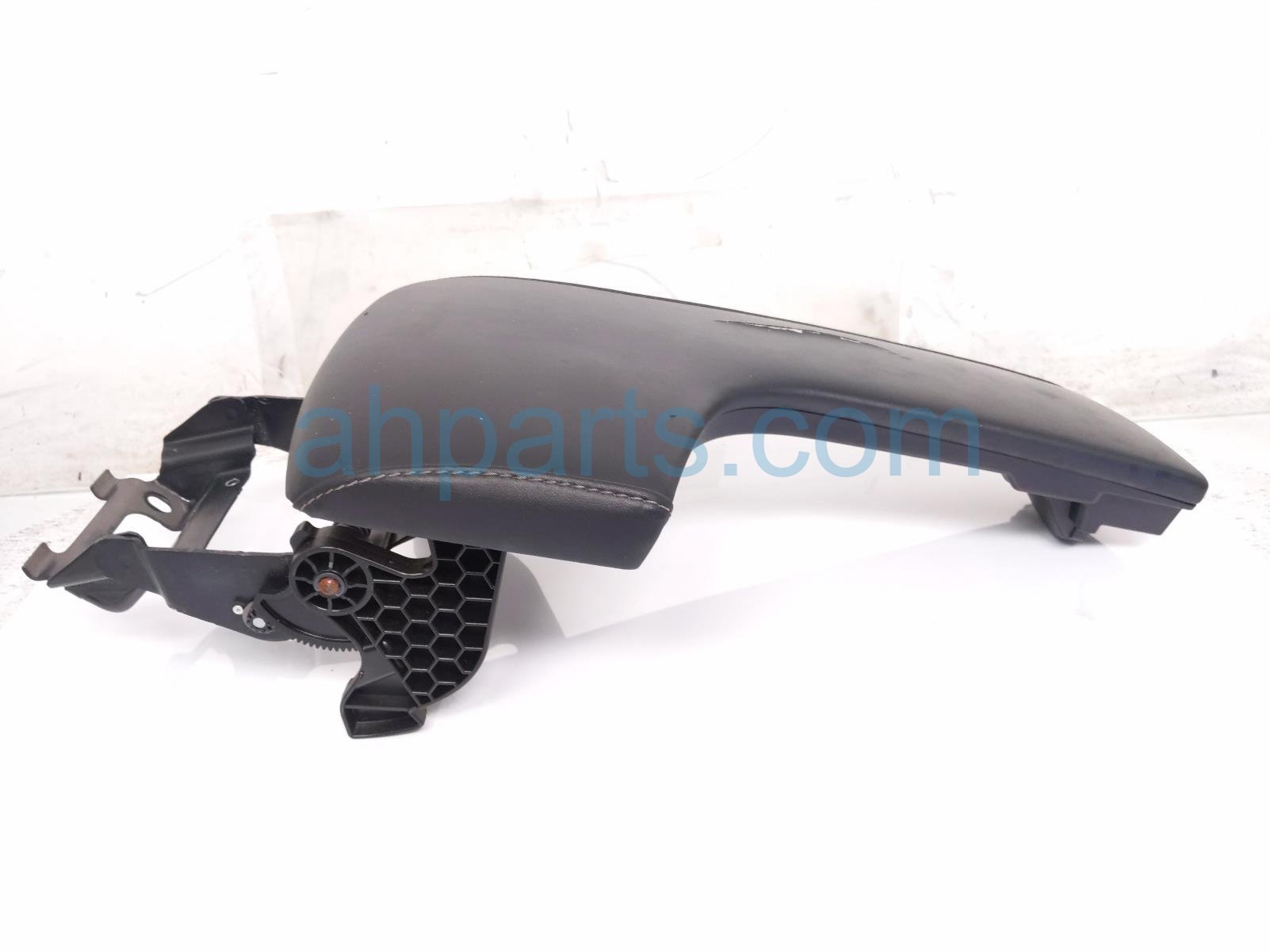 2014 Lexus Is 250 Center Console Lid/armrest Tan 58920 53031 C3 Replacement 2014 Lexus Is 250 Center Console Lid/armrest Tan 58920 53031 C3 Replacement thumbnail