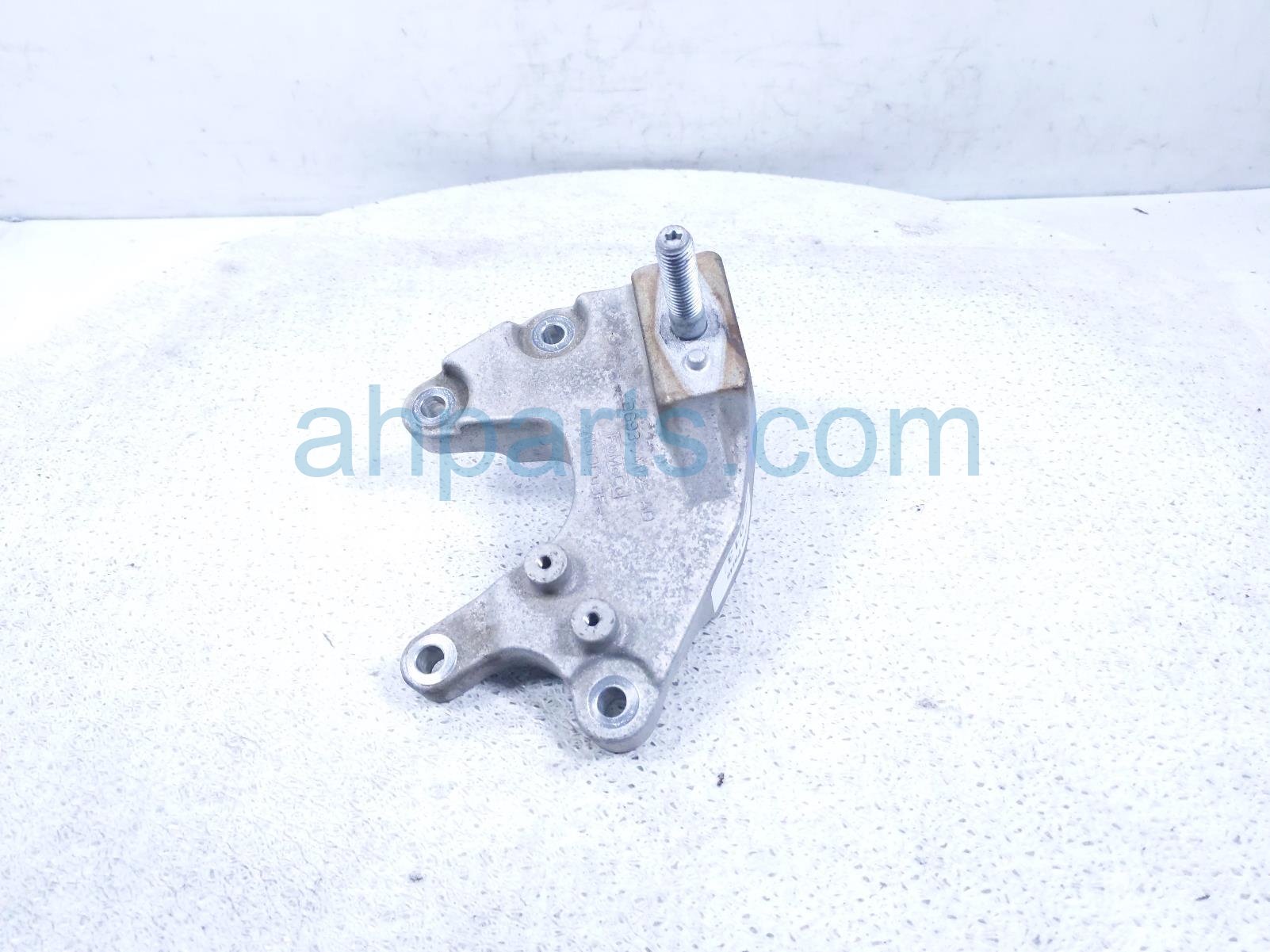 2017 Ford Fusion Engine/motor Driver Trans Mount Brkt 2.0l Fwd DG9Z 7M125 B Replacement 2017 Ford Fusion Engine/motor Driver Trans Mount Brkt 2.0l Fwd DG9Z 7M125 B Replacement thumbnail