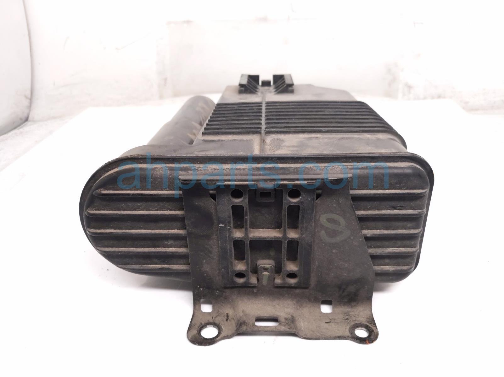 2021 Toyota Tacoma Fuel Vapor Charcoal Canister 3.5l 77740 04050 Replacement 2021 Toyota Tacoma Fuel Vapor Charcoal Canister 3.5l 77740 04050 Replacement thumbnail