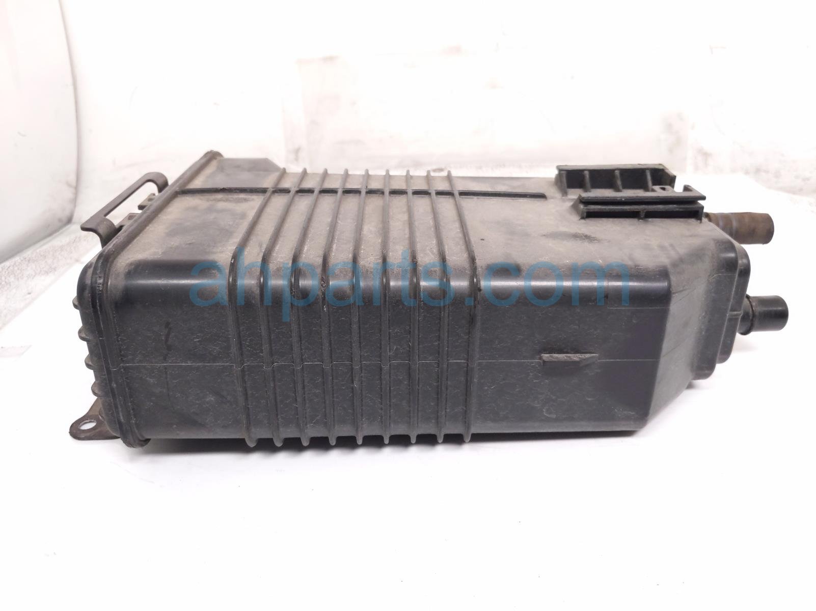 2021 Toyota Tacoma Fuel Vapor Charcoal Canister 3.5l 77740 04050 Replacement 2021 Toyota Tacoma Fuel Vapor Charcoal Canister 3.5l 77740 04050 Replacement thumbnail