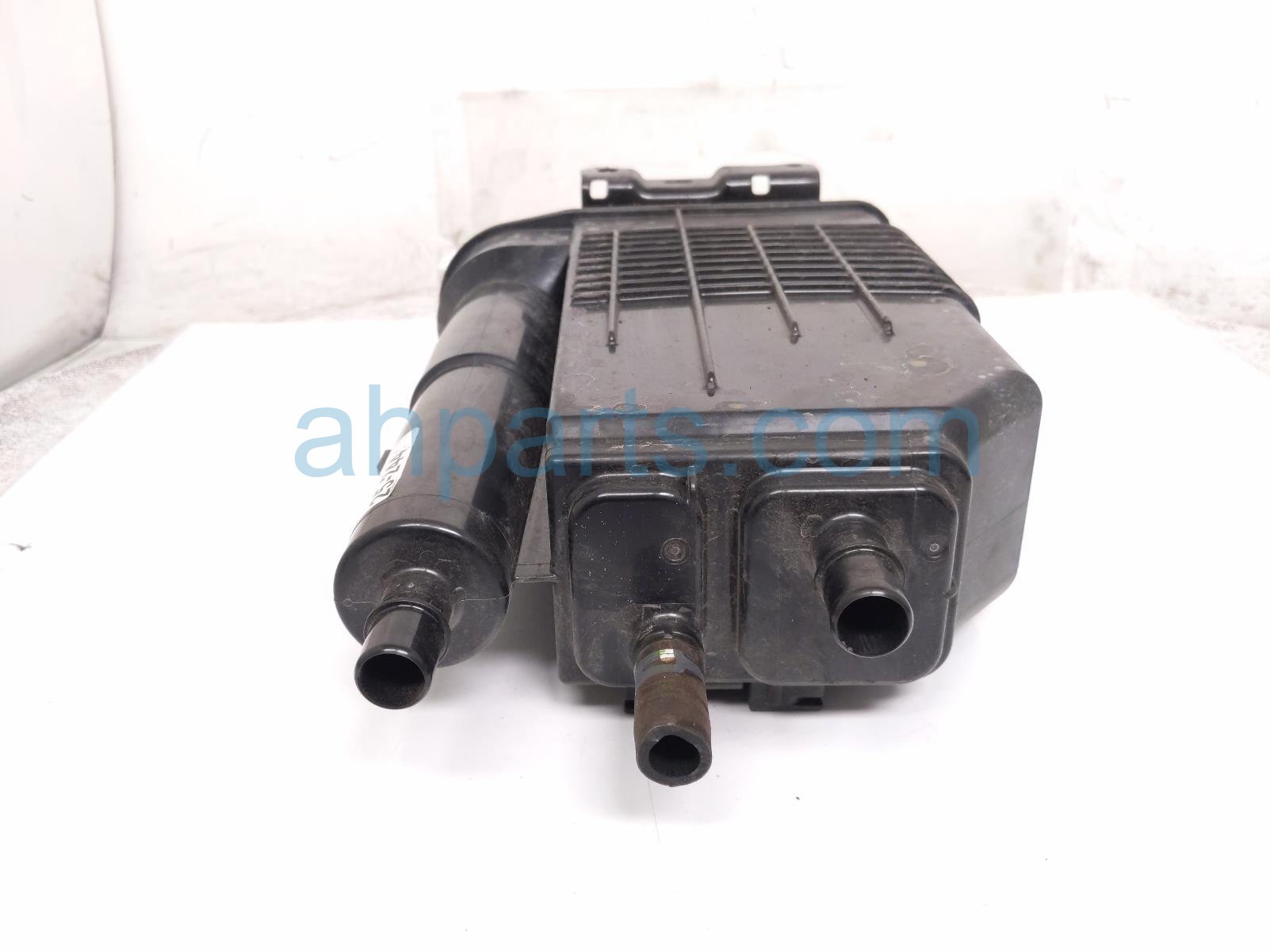 2021 Toyota Tacoma Fuel Vapor Charcoal Canister 3.5l 77740 04050 Replacement 2021 Toyota Tacoma Fuel Vapor Charcoal Canister 3.5l 77740 04050 Replacement thumbnail