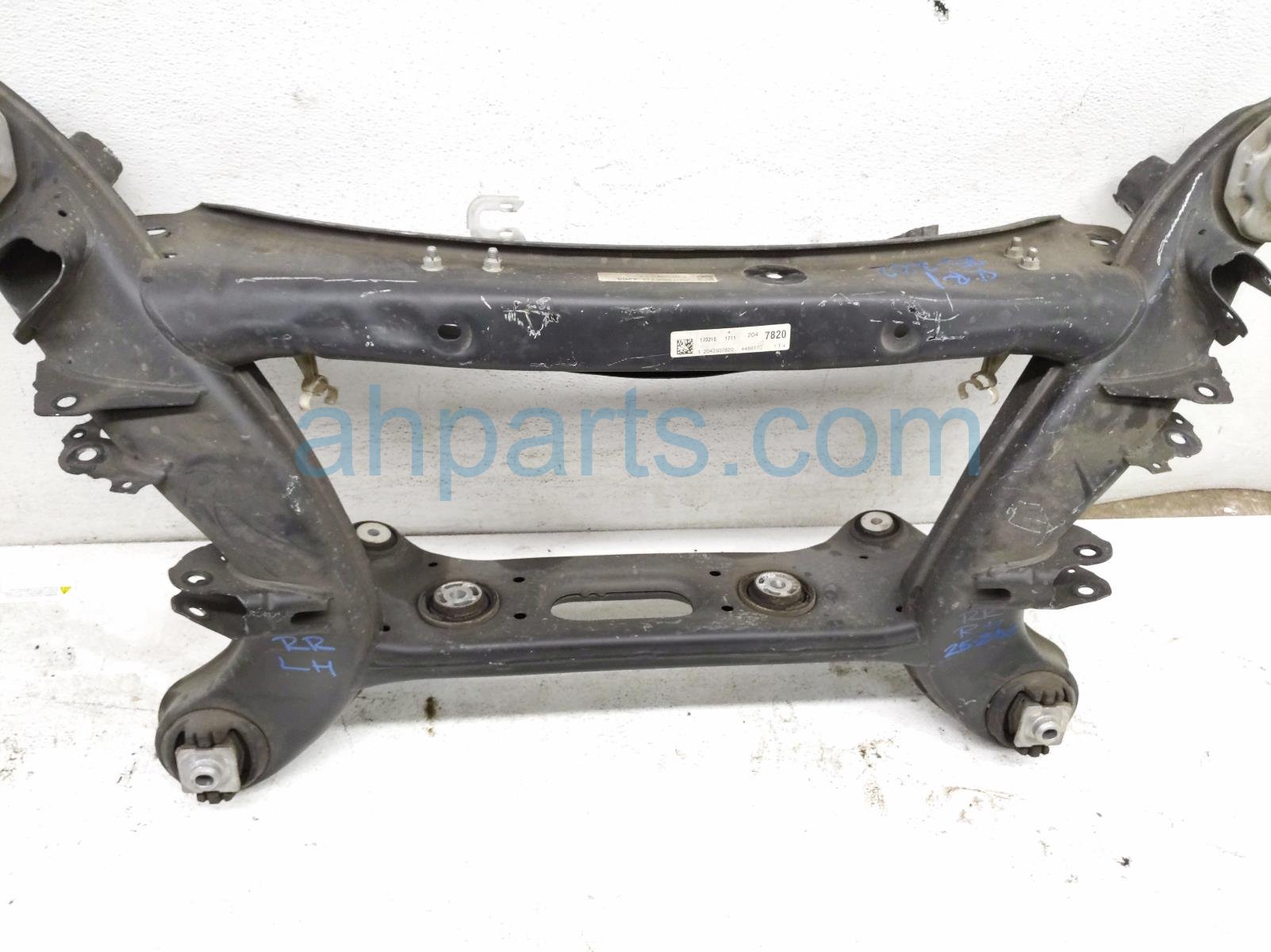 2015 Mercedes Glk350 Rear Subframe / Crossmember 212 350 42 05 Replacement 2015 Mercedes Glk350 Rear Subframe / Crossmember 212 350 42 05 Replacement thumbnail