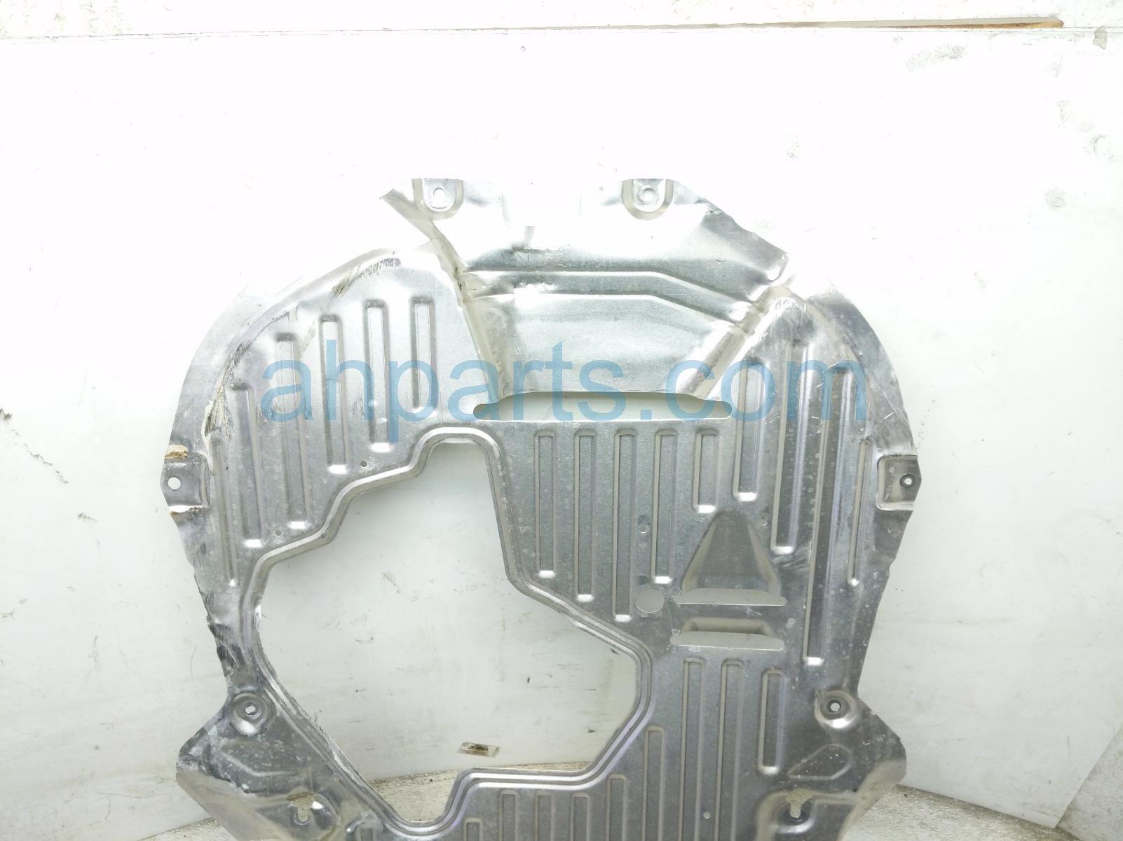 2025 Honda Pilot Underbody Rear Engine Sight Shield 74112 T90 A00 Replacement 2025 Honda Pilot Underbody Rear Engine Sight Shield 74112 T90 A00 Replacement thumbnail