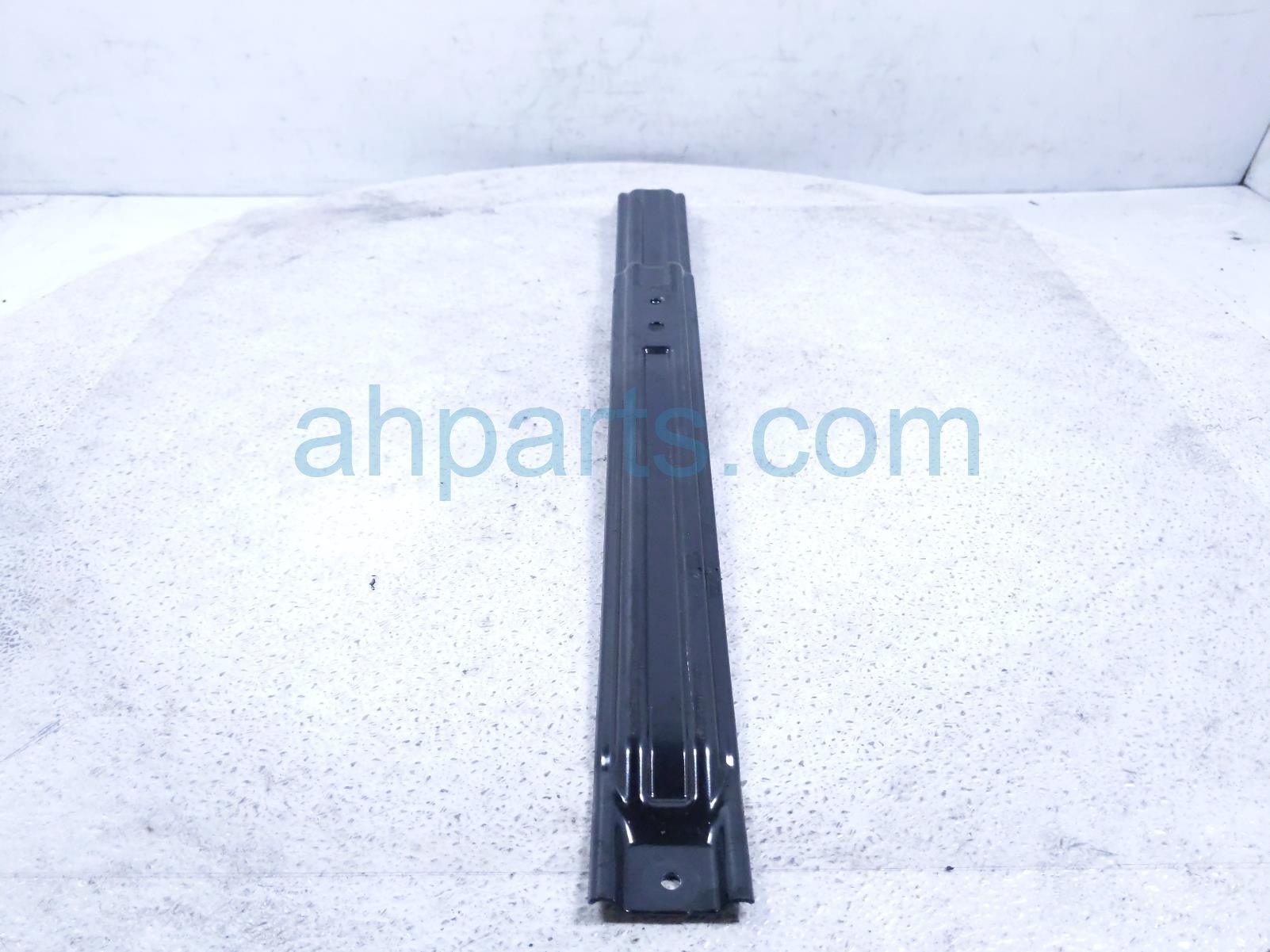 2025 Honda Pilot Radiator Core Bracket Center Mount Support 71165 T90 A00 Replacement 2025 Honda Pilot Radiator Core Bracket Center Mount Support 71165 T90 A00 Replacement thumbnail