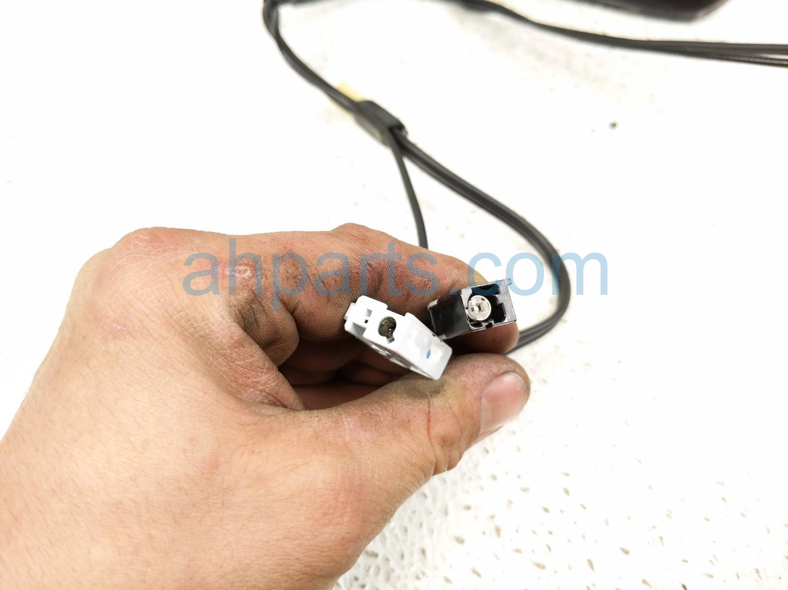 2019 Honda Insight Roof Antenna Black 39150 TXM A61ZE Replacement 2019 Honda Insight Roof Antenna Black 39150 TXM A61ZE Replacement thumbnail