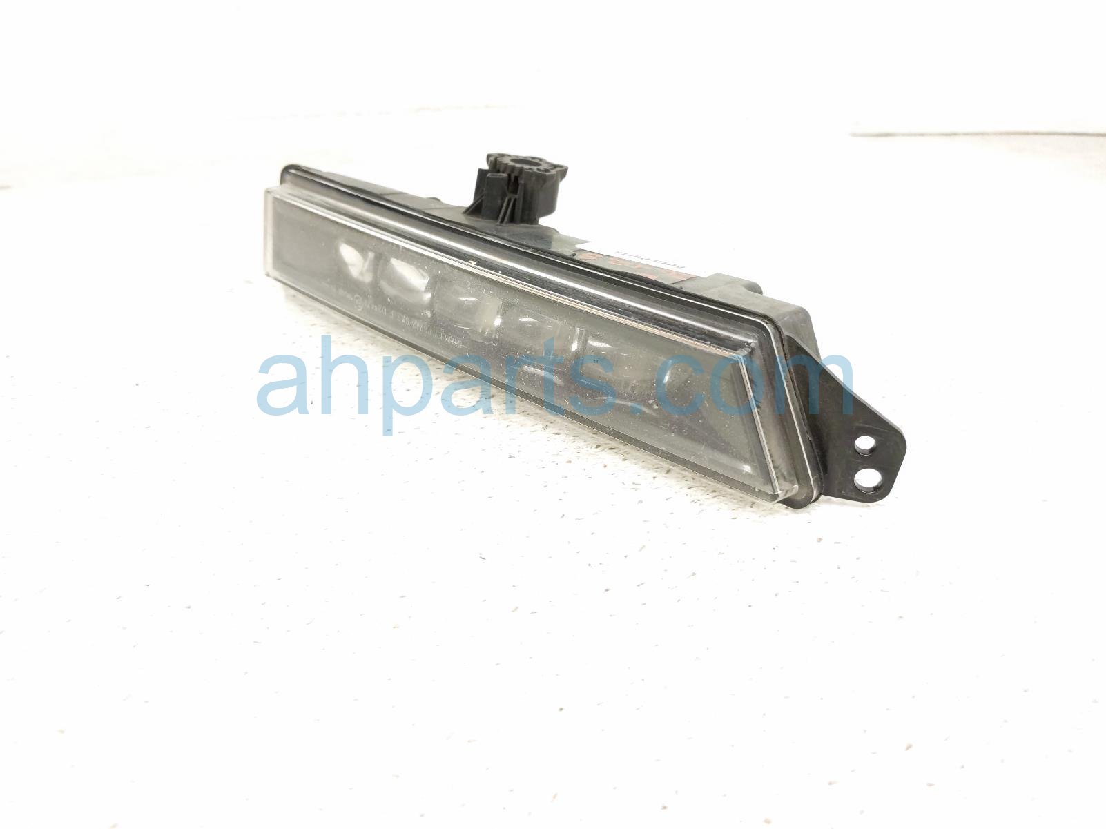 2019 Honda Insight Driver Fog Lamp / Light Led 33950 TLA R01 Replacement 2019 Honda Insight Driver Fog Lamp / Light Led 33950 TLA R01 Replacement thumbnail