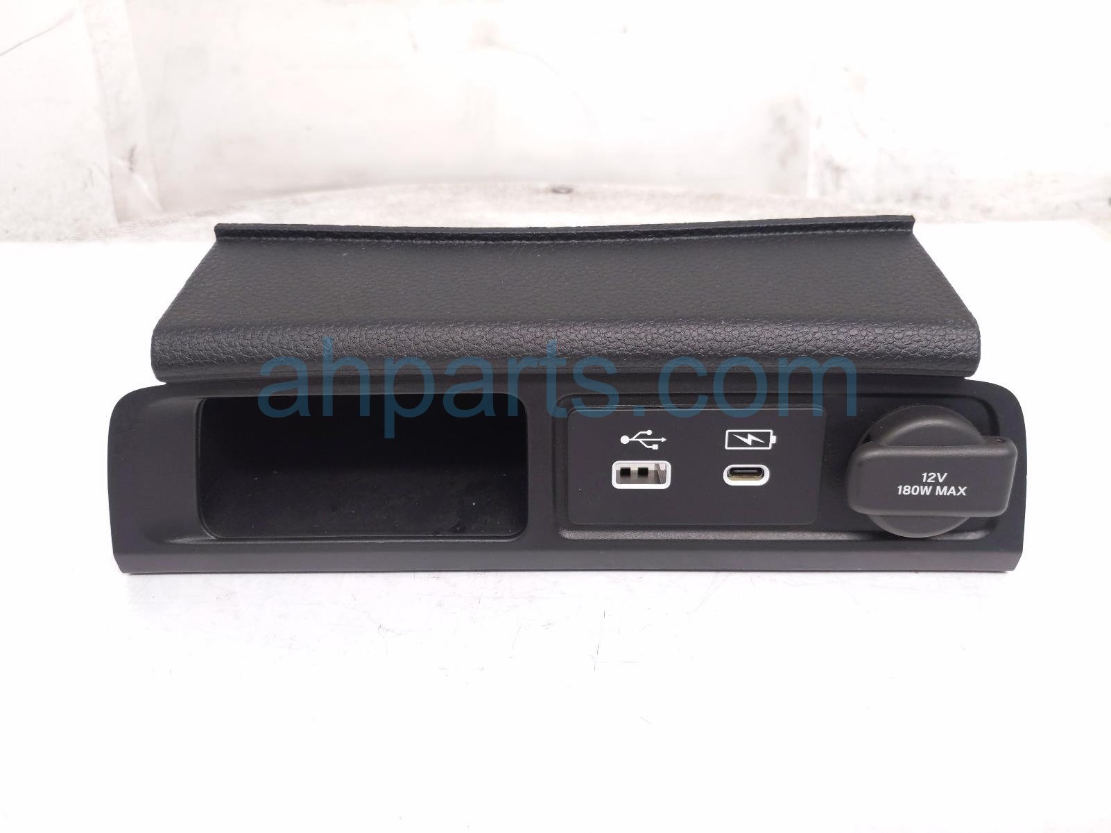 2025 Honda Pilot Center Console Usb Port W/trim blk 8A350 3T0 J01 Replacement 2025 Honda Pilot Center Console Usb Port W/trim blk 8A350 3T0 J01 Replacement thumbnail