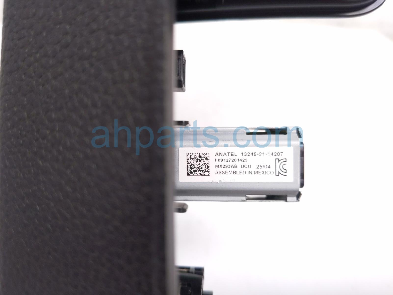 2025 Honda Pilot Center Console Usb Port W/trim blk 8A350 3T0 J01 Replacement 2025 Honda Pilot Center Console Usb Port W/trim blk 8A350 3T0 J01 Replacement thumbnail