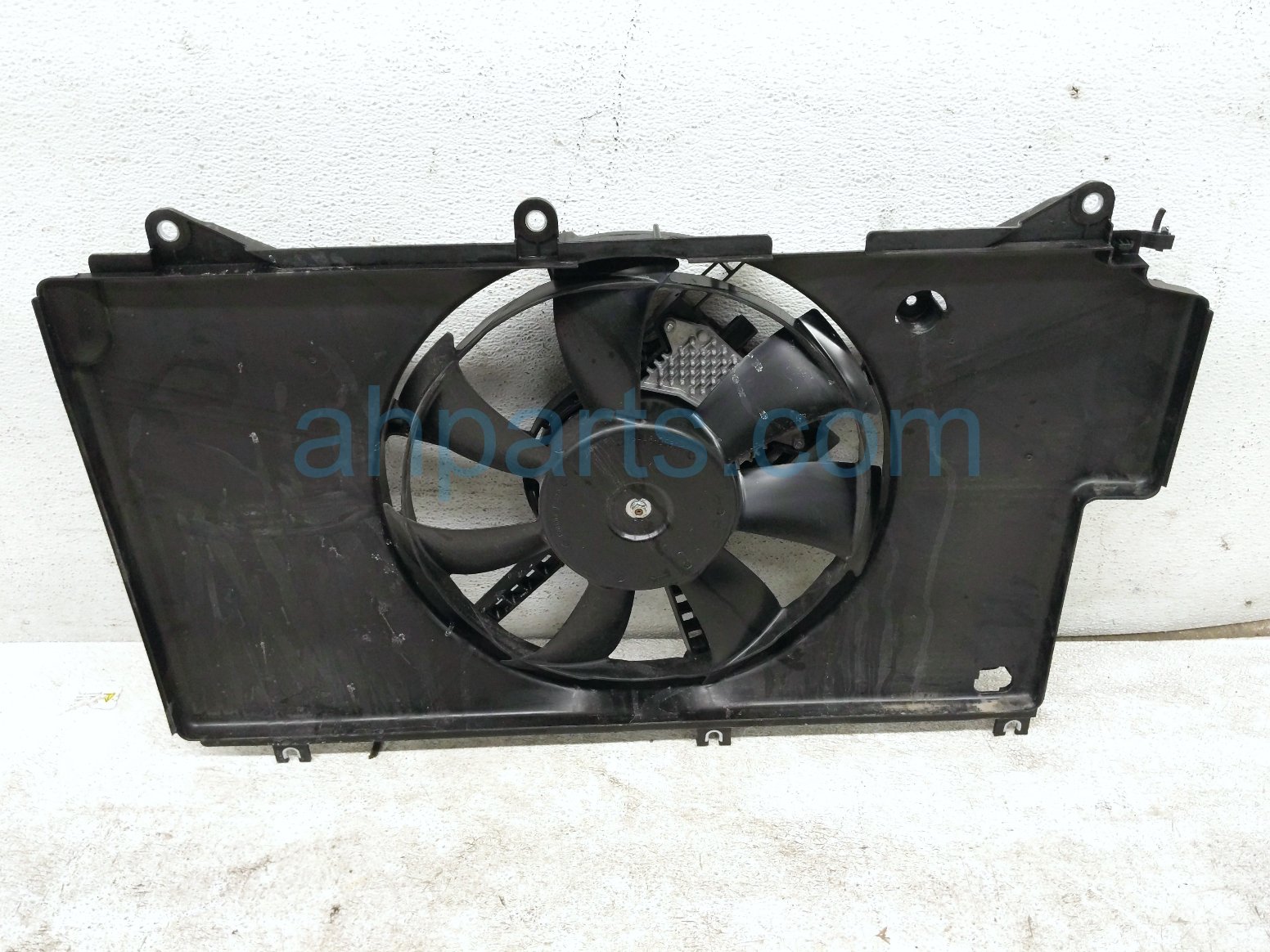 $595 Honda RADIATOR FAN ASSEMBLY
