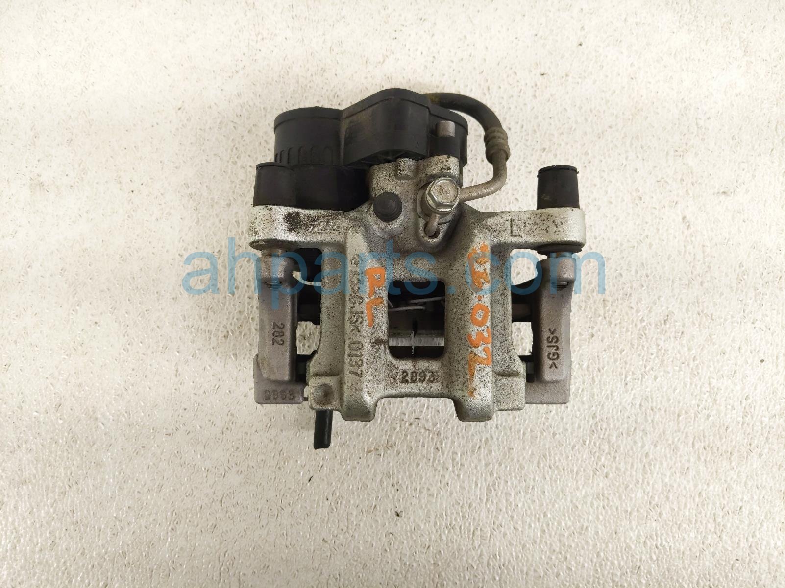 Honda CORE RR/LH BRAKE CALIPER
