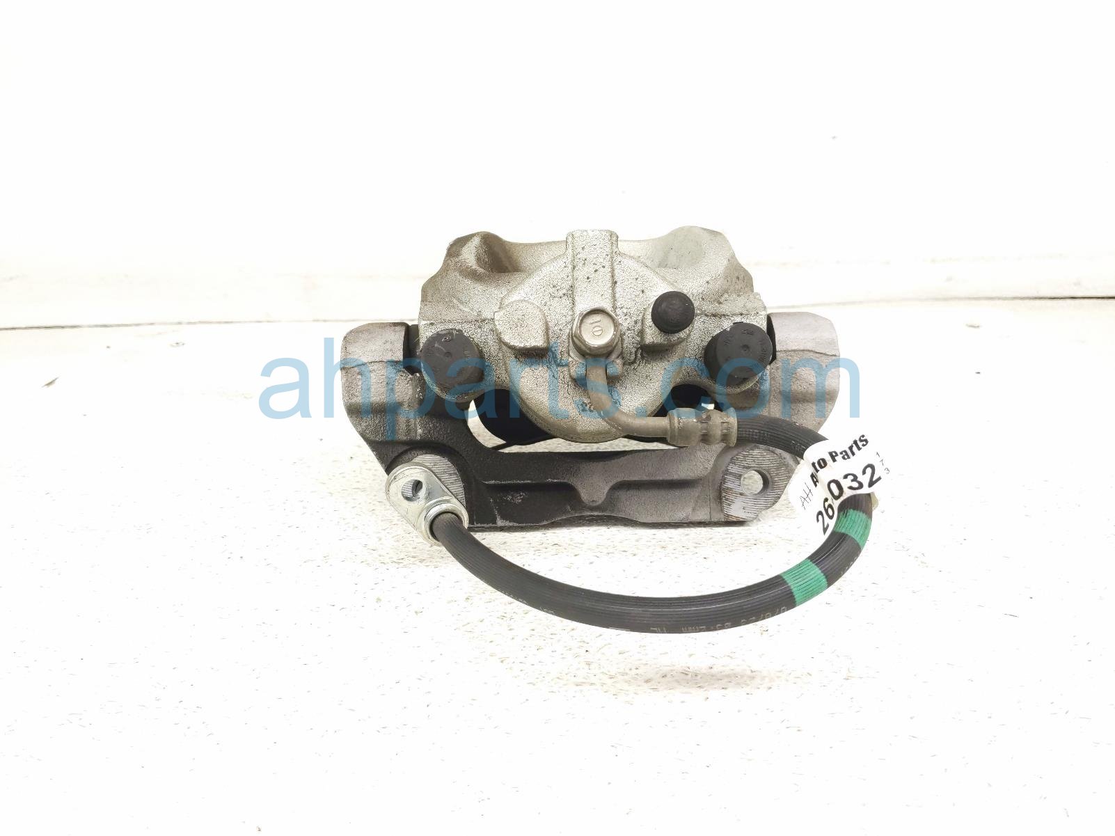 2024 Honda Accord Core Core Front Passenger Brake Caliper 45001 30B A01 Replacement 2024 Honda Accord Core Core Front Passenger Brake Caliper 45001 30B A01 Replacement thumbnail