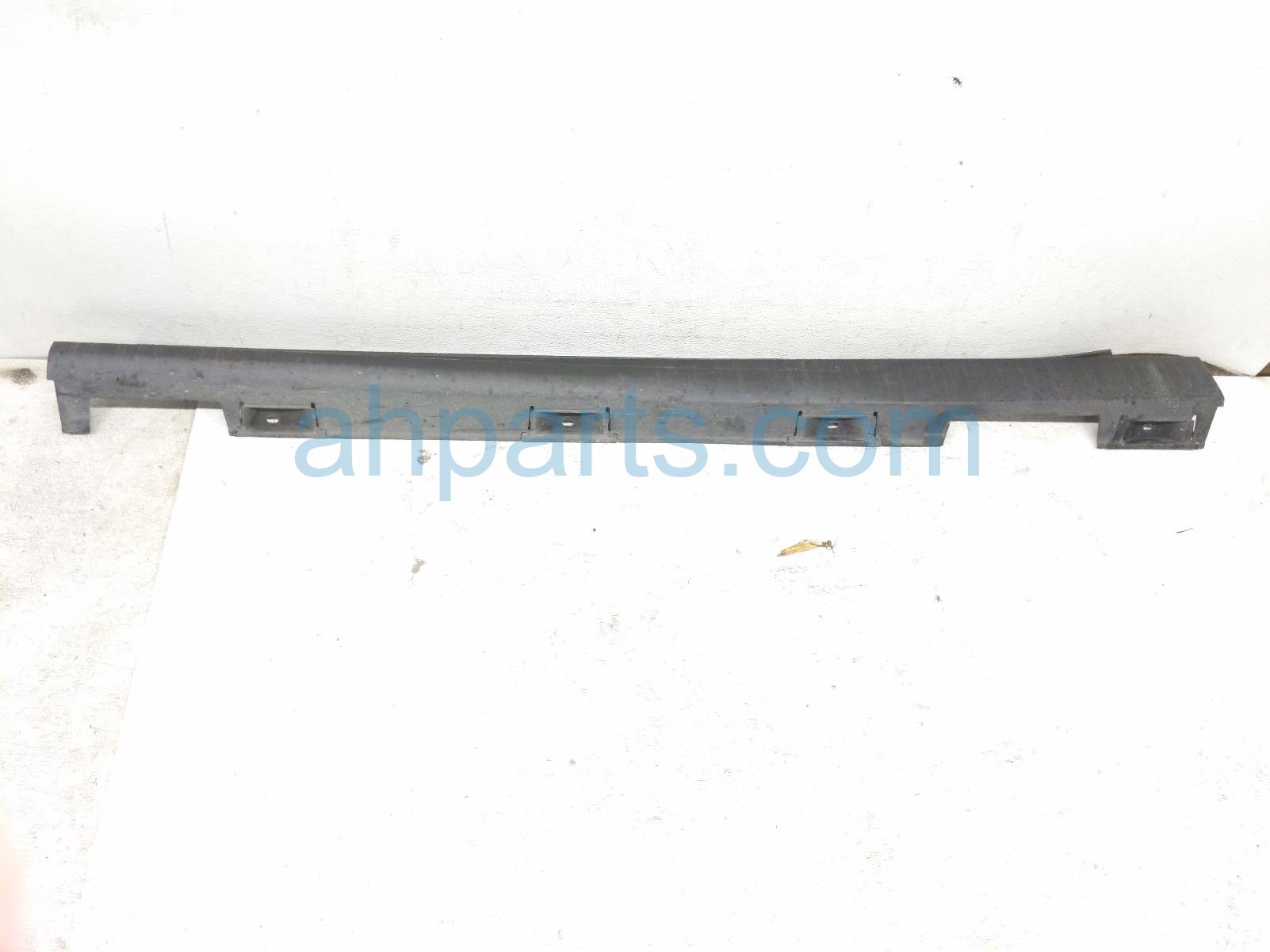 Honda LH SIDE SKIRT / MOLDING - BLACK