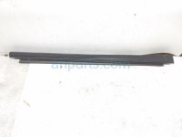 Honda RH SIDE SKIRT / MOLDING - BLACK Honda RH SIDE SKIRT / MOLDING - BLACK