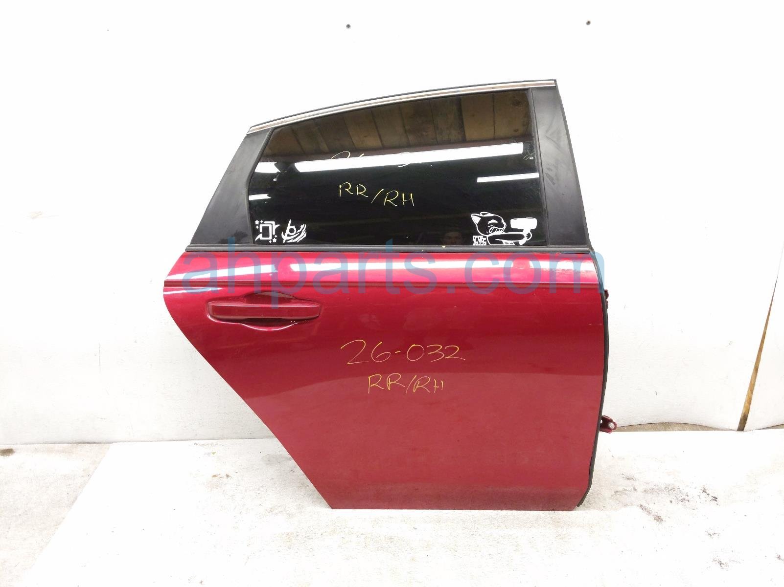 Honda RR/RH DOOR - RED - NO INSIDE TRIM