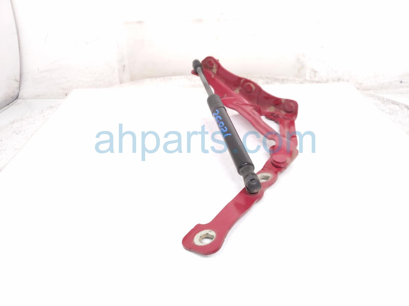 2019 Tesla Tesla 3 Rear Passenger Trunk Hinge W/strut Red 1092821 00 E Replacement 2019 Tesla Tesla 3 Rear Passenger Trunk Hinge W/strut Red 1092821 00 E Replacement thumbnail