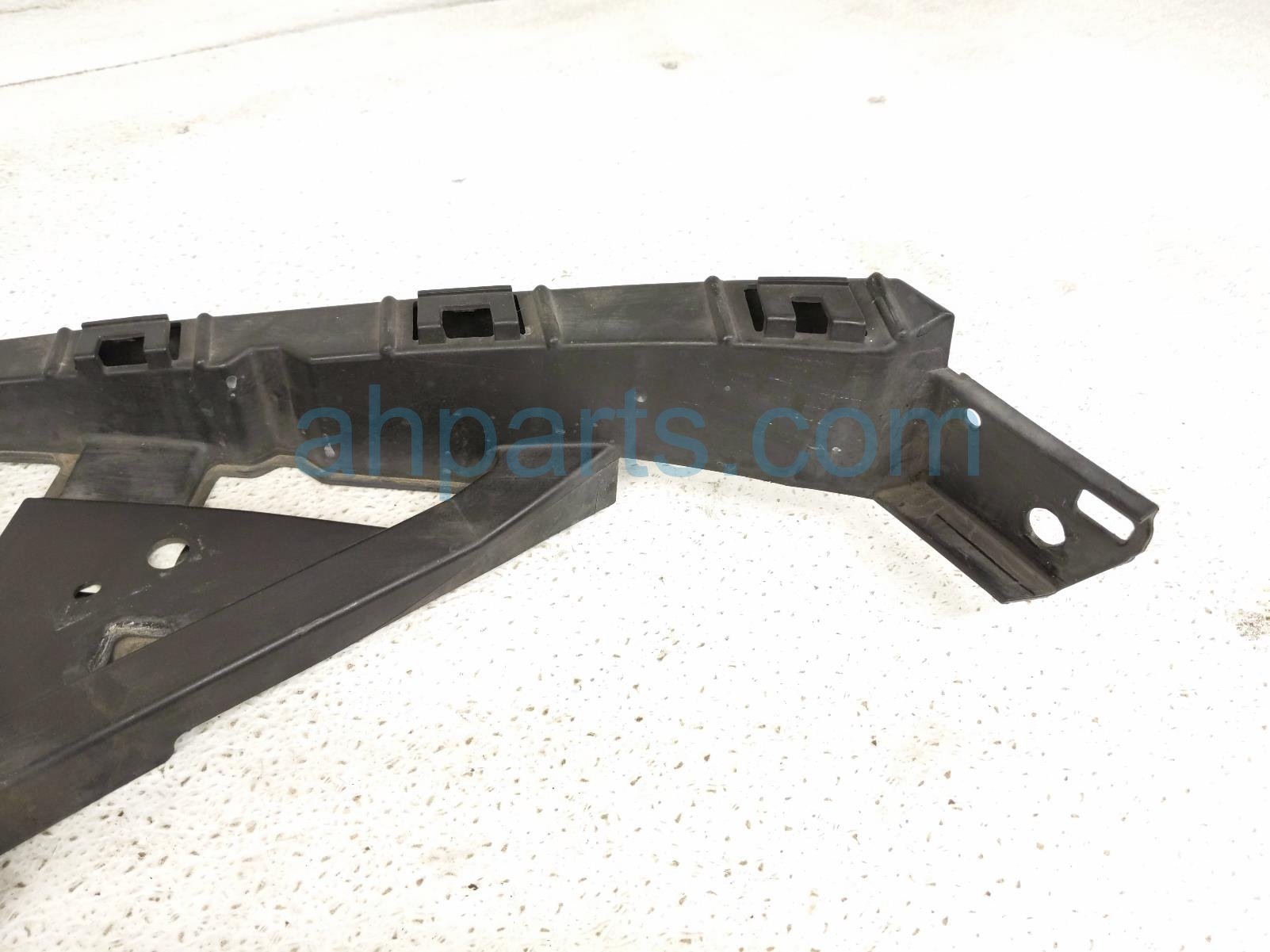 2019 Honda Insight Front Passenger Bumper Retainer Bracket 71140 TXM A00 Replacement 2019 Honda Insight Front Passenger Bumper Retainer Bracket 71140 TXM A00 Replacement thumbnail