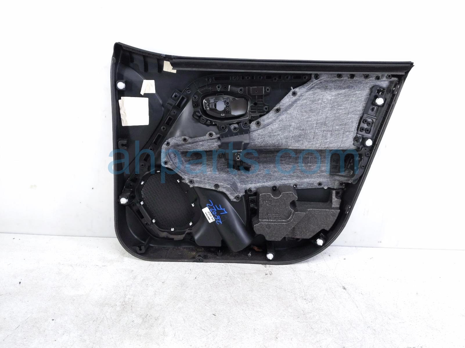 2018 Jeep Renegade Trim / Liner Front Driver Interior Door Panel Black 6NP97LXHAA Replacement 2018 Jeep Renegade Trim / Liner Front Driver Interior Door Panel Black 6NP97LXHAA Replacement thumbnail