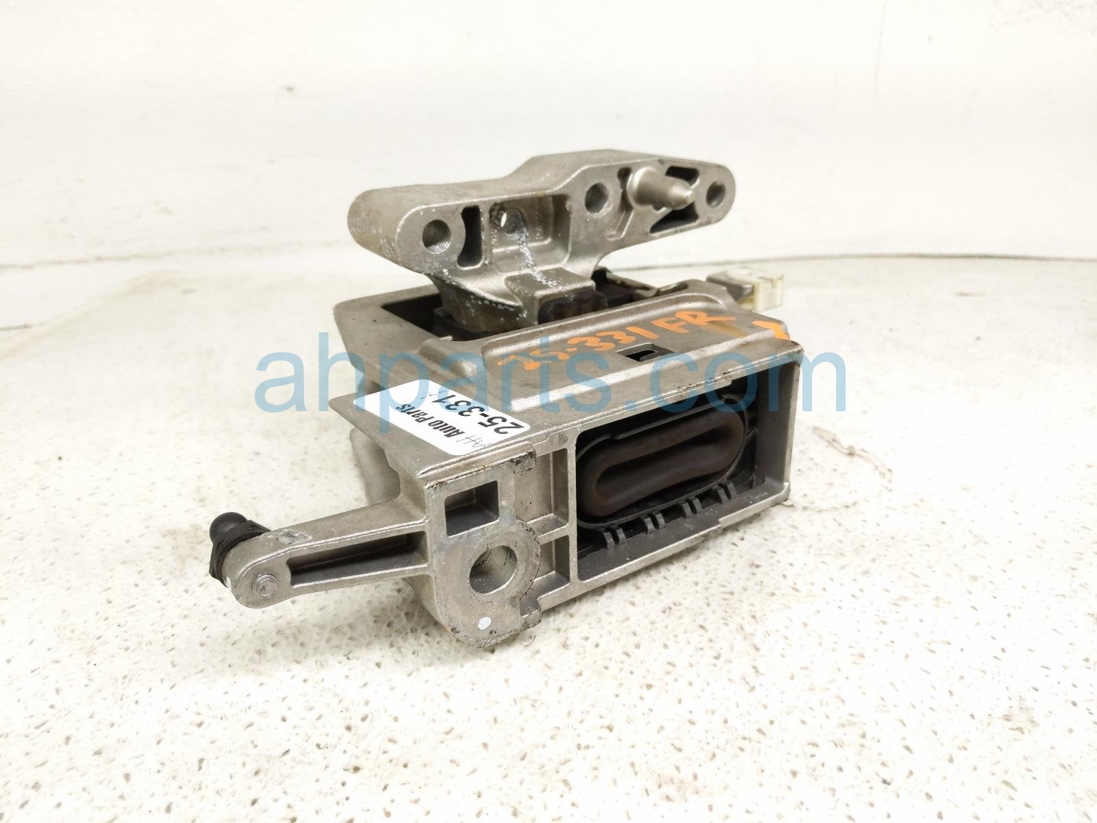 2017 BMW Minicooper Countryman Engine/motor Passenger Engine Mount 2.0l 22 11 8 835 566 Replacement 2017 BMW Minicooper Countryman Engine/motor Passenger Engine Mount 2.0l 22 11 8 835 566 Replacement thumbnail