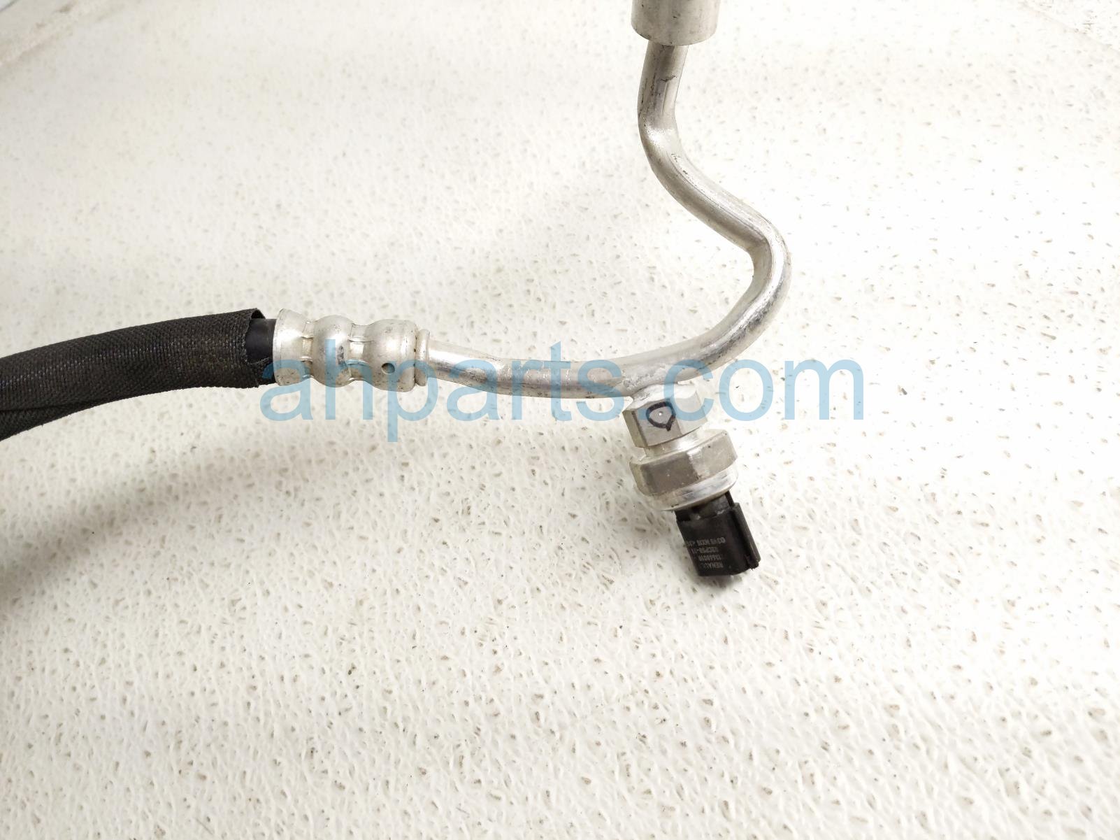 2021 Nissan Rogue Ac Pipe Line A/c Discharge Hose 2.5l 92490 6RR0A Replacement 2021 Nissan Rogue Ac Pipe Line A/c Discharge Hose 2.5l 92490 6RR0A Replacement thumbnail