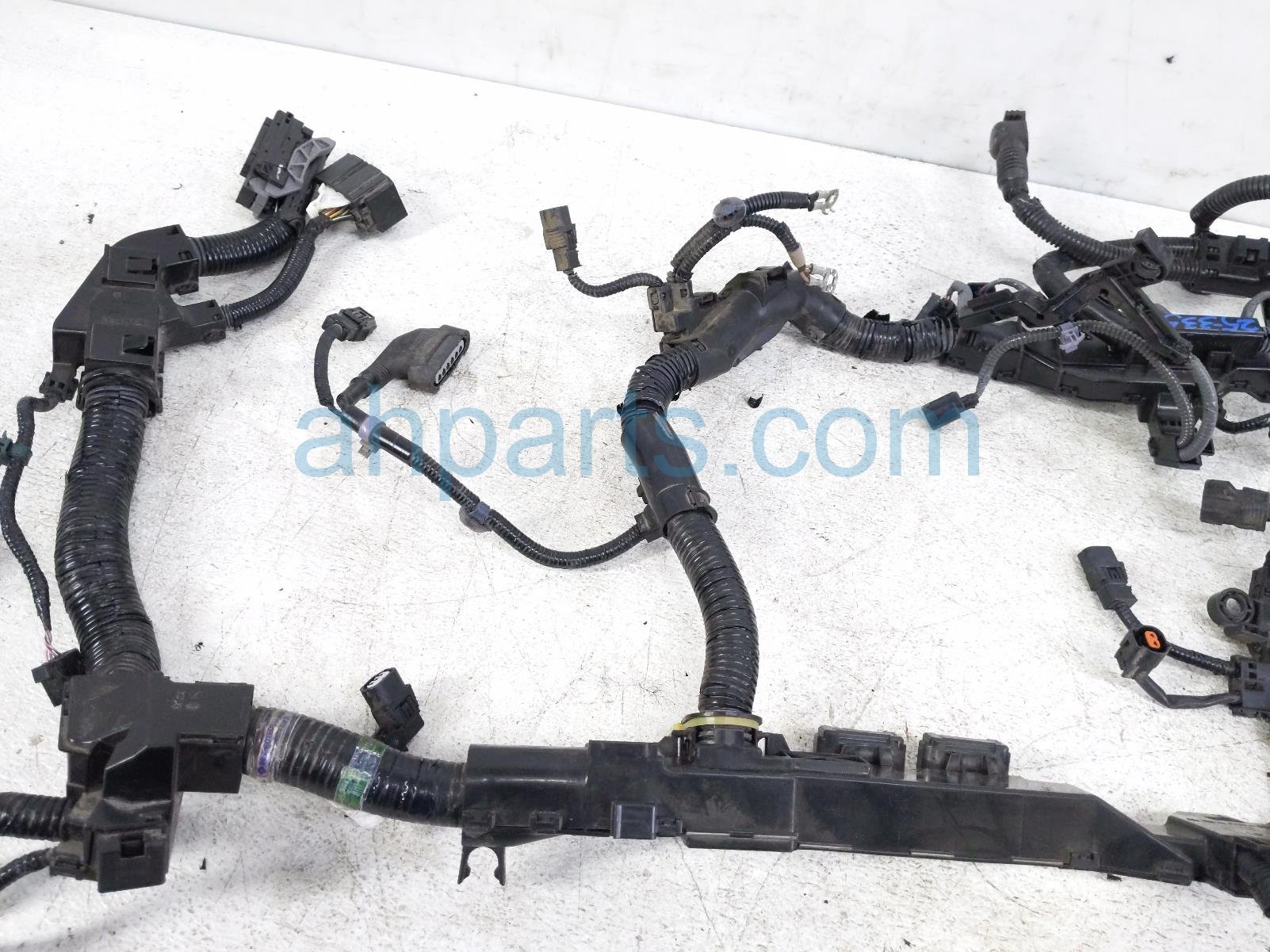 2020 Acura RDX Main Engine Wire Harness 2.0t Awd 32110 5YF A61 Replacement 2020 Acura RDX Main Engine Wire Harness 2.0t Awd 32110 5YF A61 Replacement thumbnail
