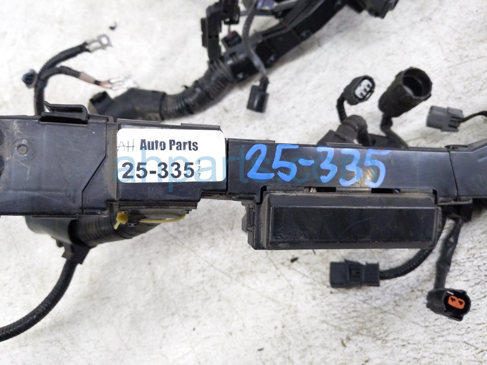 2020 Acura RDX Main Engine Wire Harness 2.0t Awd 32110 5YF A61 Replacement 2020 Acura RDX Main Engine Wire Harness 2.0t Awd 32110 5YF A61 Replacement thumbnail