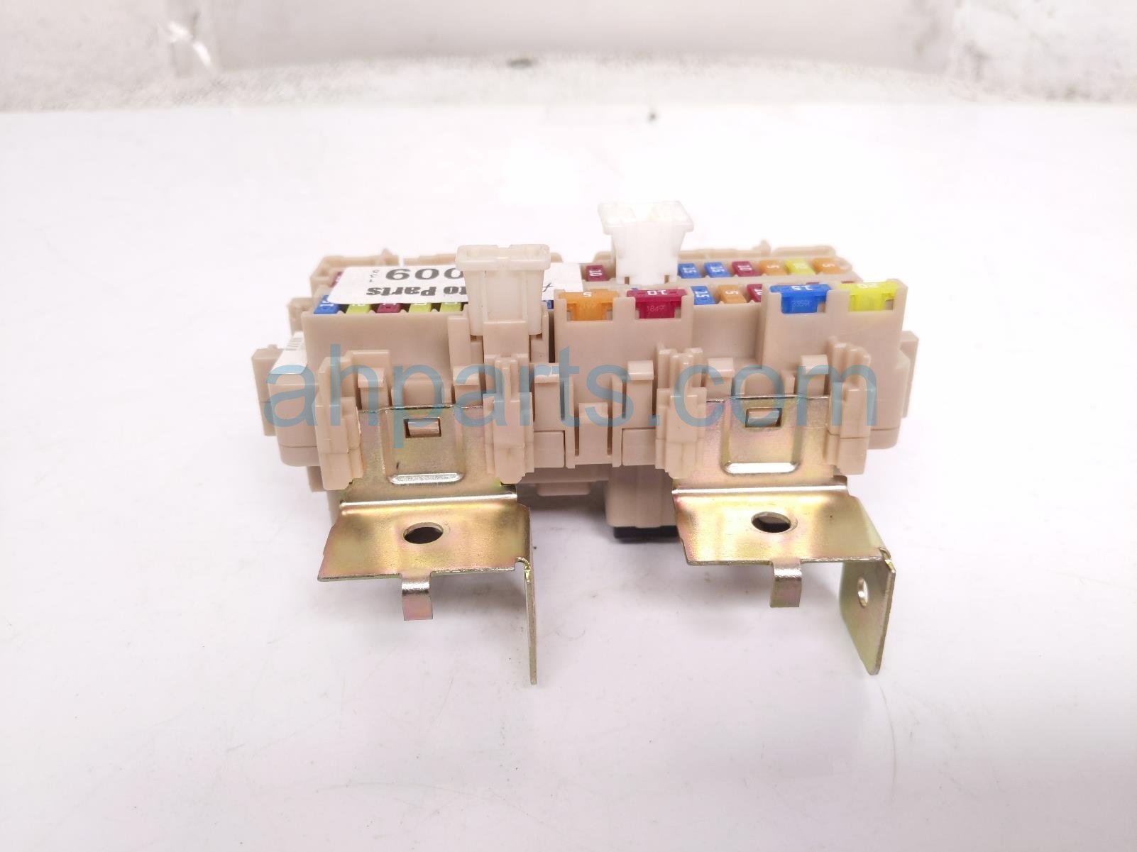 2021 Nissan Titan Passenger Fuse & Relay Junction Box 24350 EZ00A Replacement 2021 Nissan Titan Passenger Fuse & Relay Junction Box 24350 EZ00A Replacement thumbnail