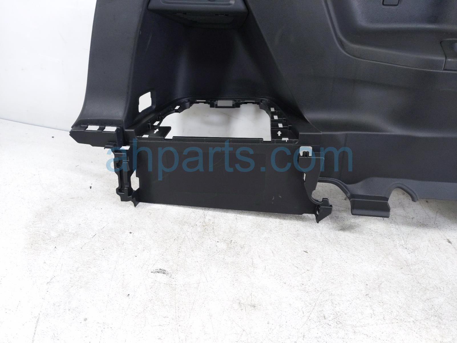 2025 Honda Pilot Driver Inside Quarter Trim Panel Black 84661 T90 A01ZA Replacement 2025 Honda Pilot Driver Inside Quarter Trim Panel Black 84661 T90 A01ZA Replacement thumbnail