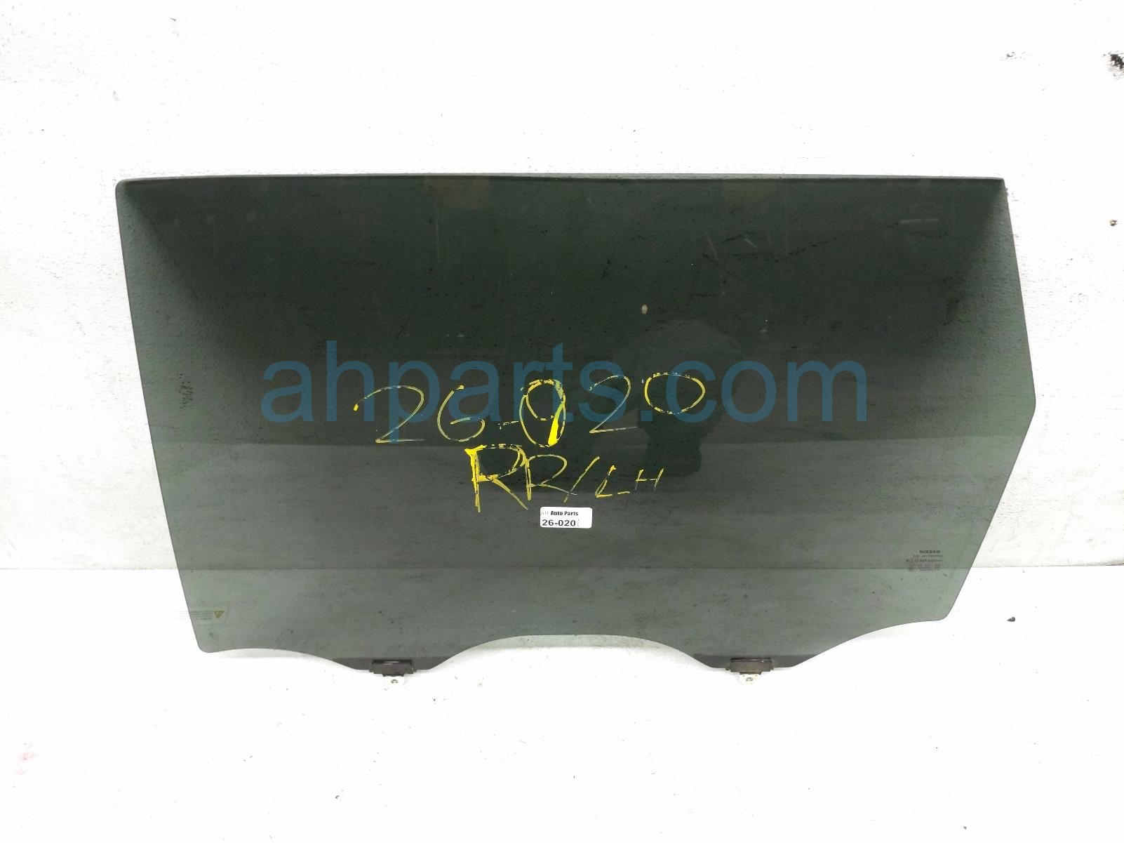 Nissan RR/LH DOOR GLASS WINDOW Nissan RR/LH DOOR GLASS WINDOW