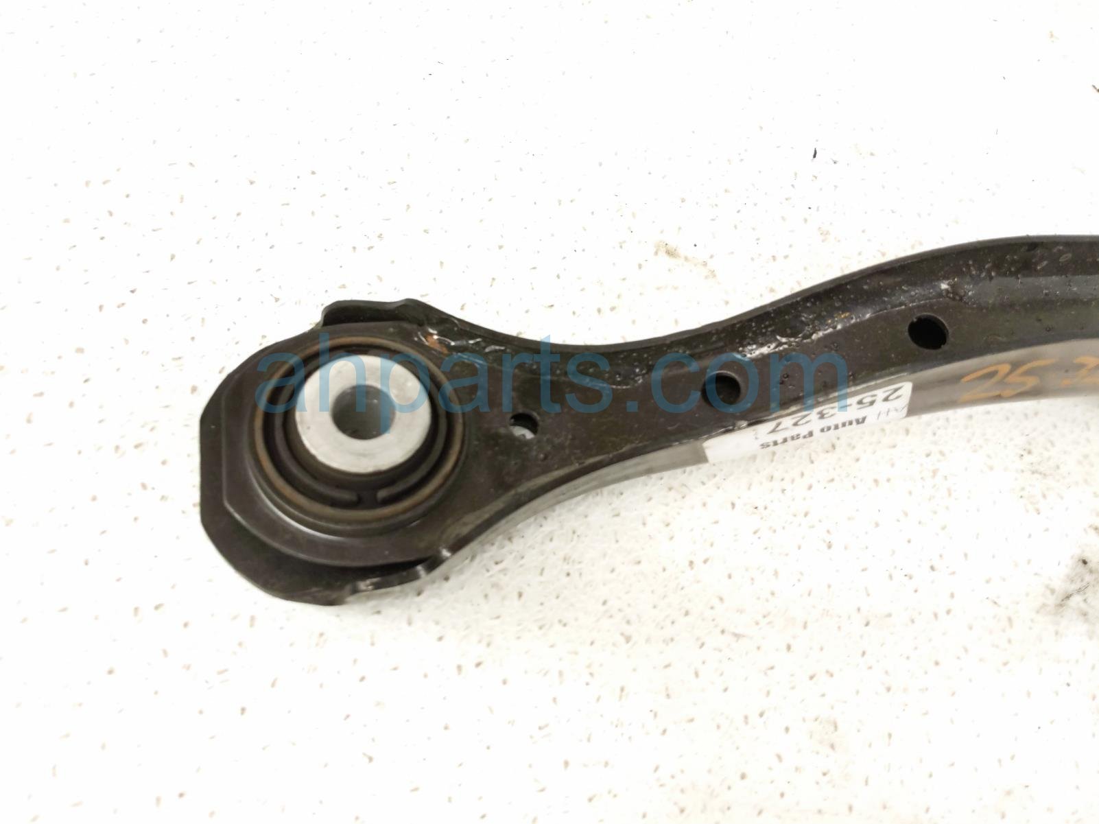 2025 Honda Pilot Rear Driver Lateral Lower Control Arm 52340 T90 A00 Replacement 2025 Honda Pilot Rear Driver Lateral Lower Control Arm 52340 T90 A00 Replacement thumbnail