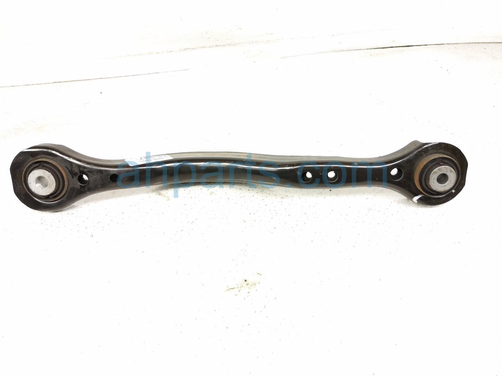 2025 Honda Pilot Rear Driver Lateral Lower Control Arm 52340 T90 A00 Replacement 2025 Honda Pilot Rear Driver Lateral Lower Control Arm 52340 T90 A00 Replacement thumbnail