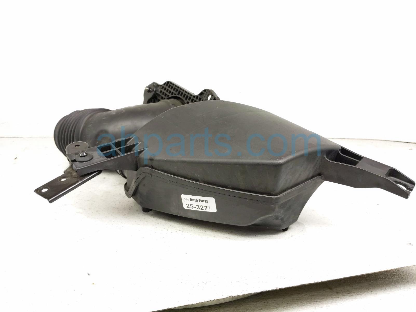 2025 Honda Pilot Air Cleaner Intake Tube W/resonator 17230 6FB A01 Replacement 2025 Honda Pilot Air Cleaner Intake Tube W/resonator 17230 6FB A01 Replacement thumbnail