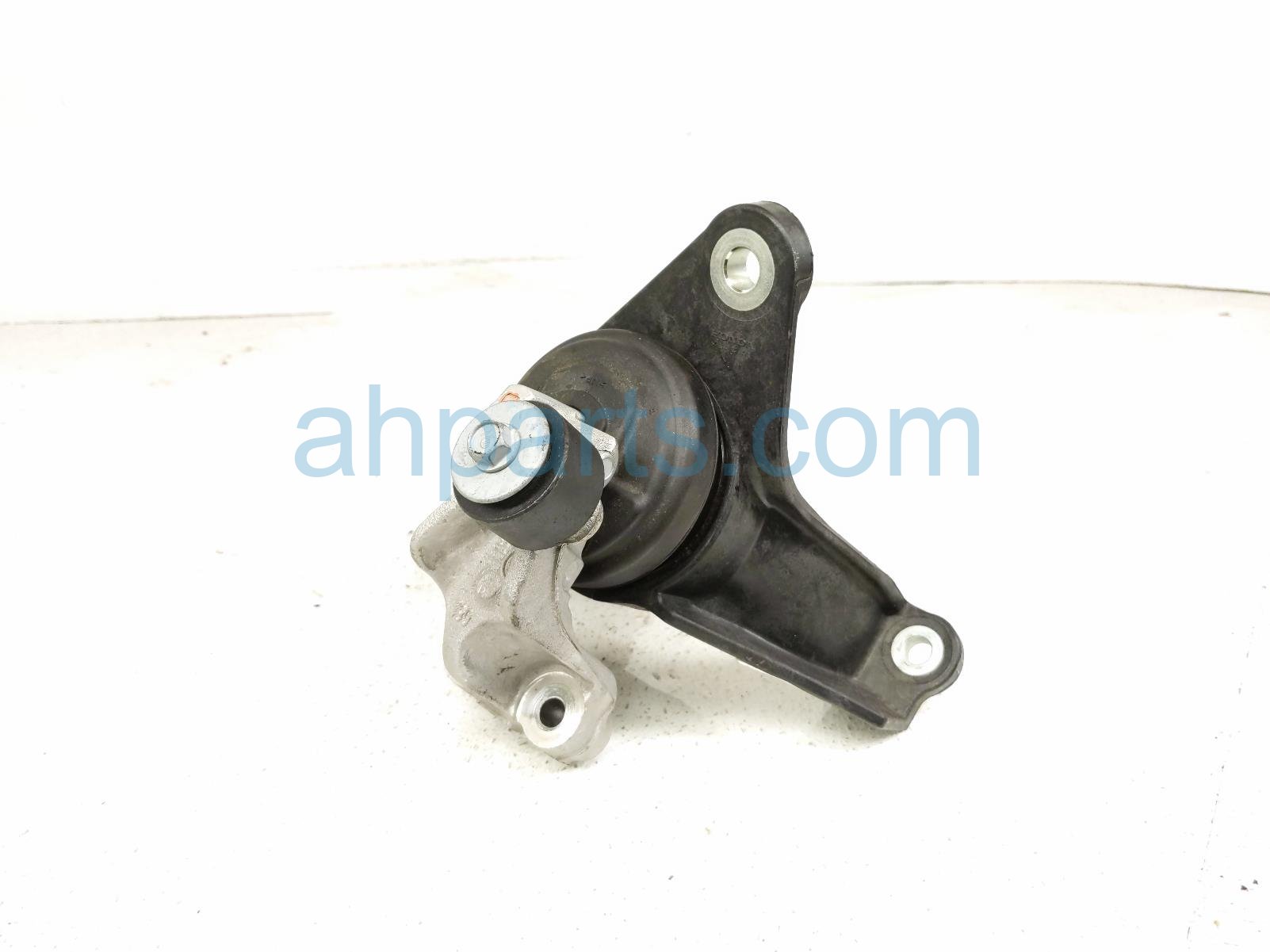 Passenger SIDE ENGINE MOUNT - 3.5L AWD