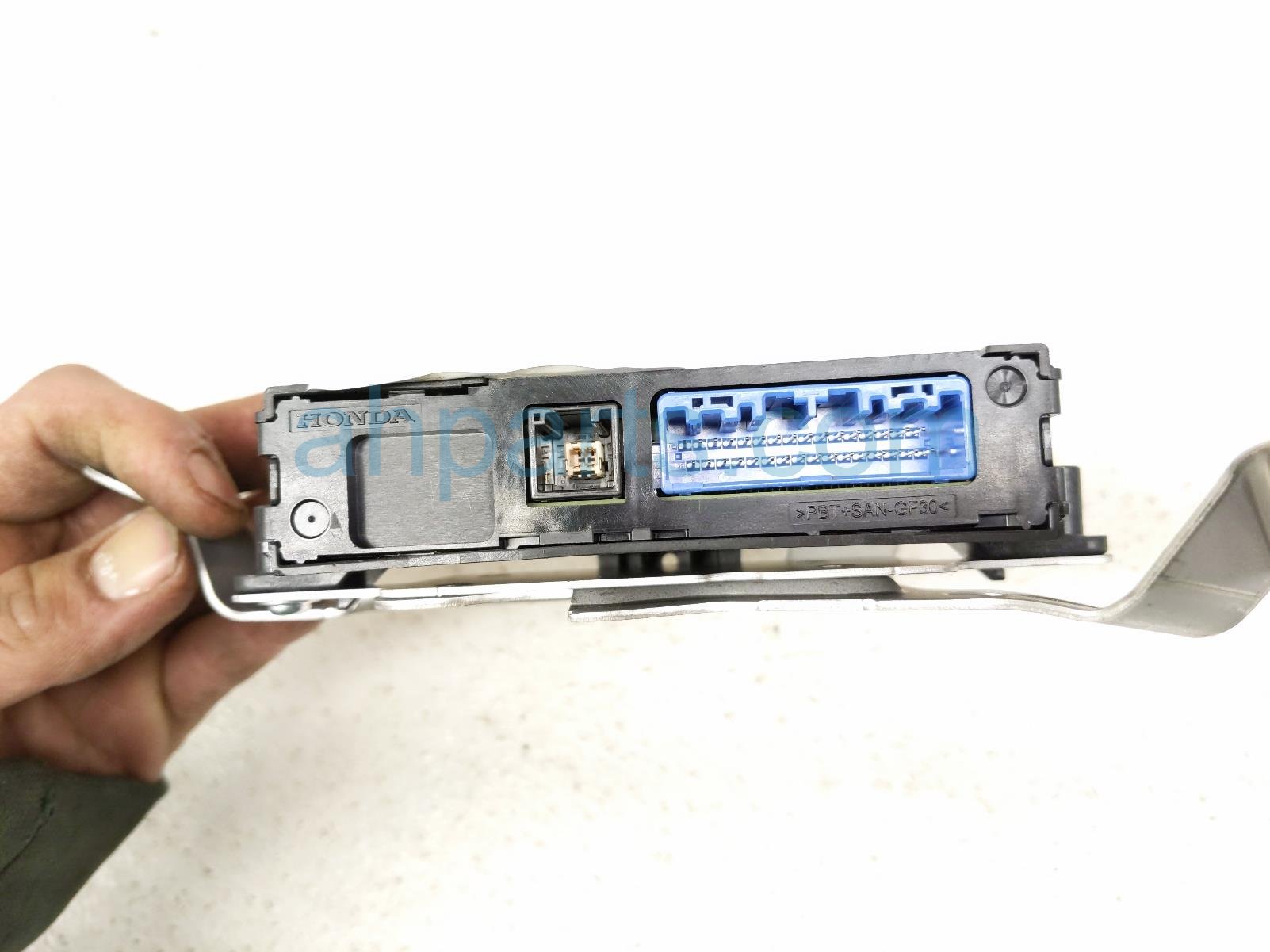 2025 Honda Pilot Telematics Control Unit 8B100 T90 A01 Replacement 2025 Honda Pilot Telematics Control Unit 8B100 T90 A01 Replacement thumbnail